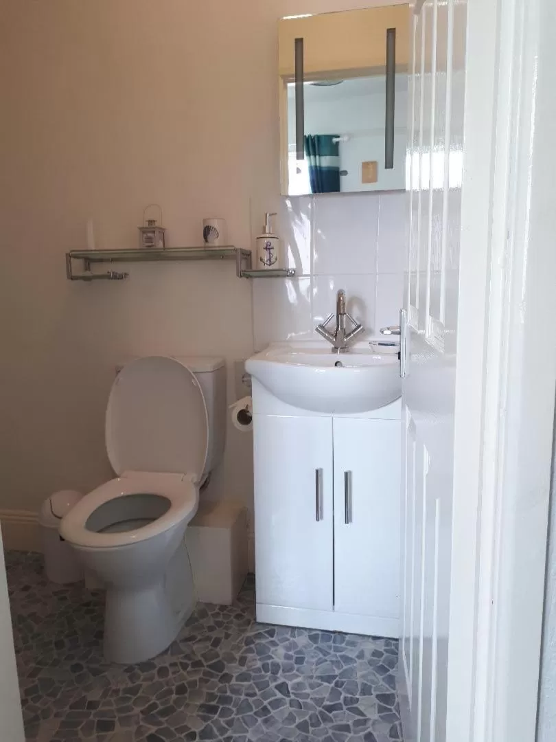 Bathroom in Trentham House