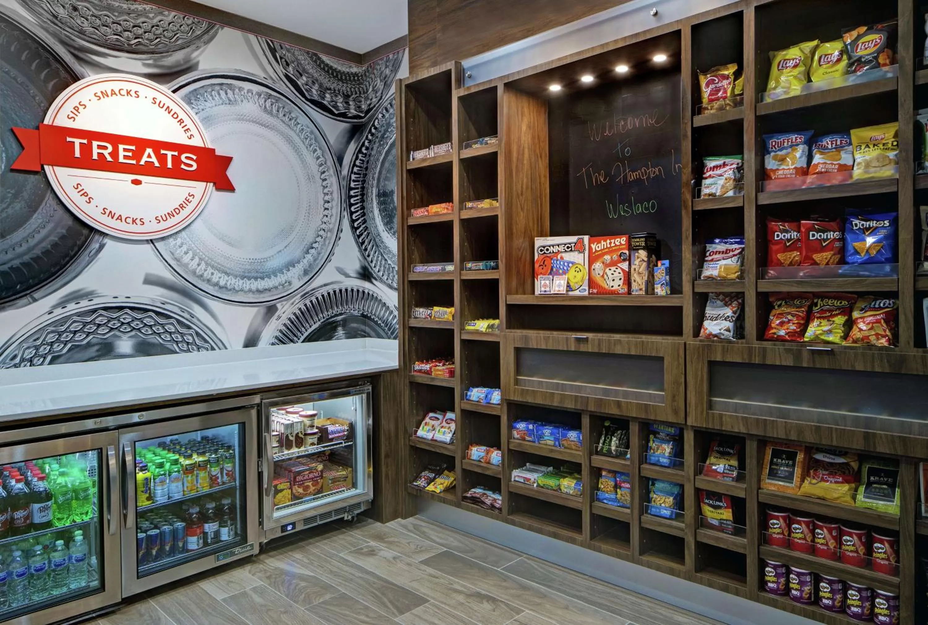 Restaurant/places to eat in Hampton Inn Weslaco