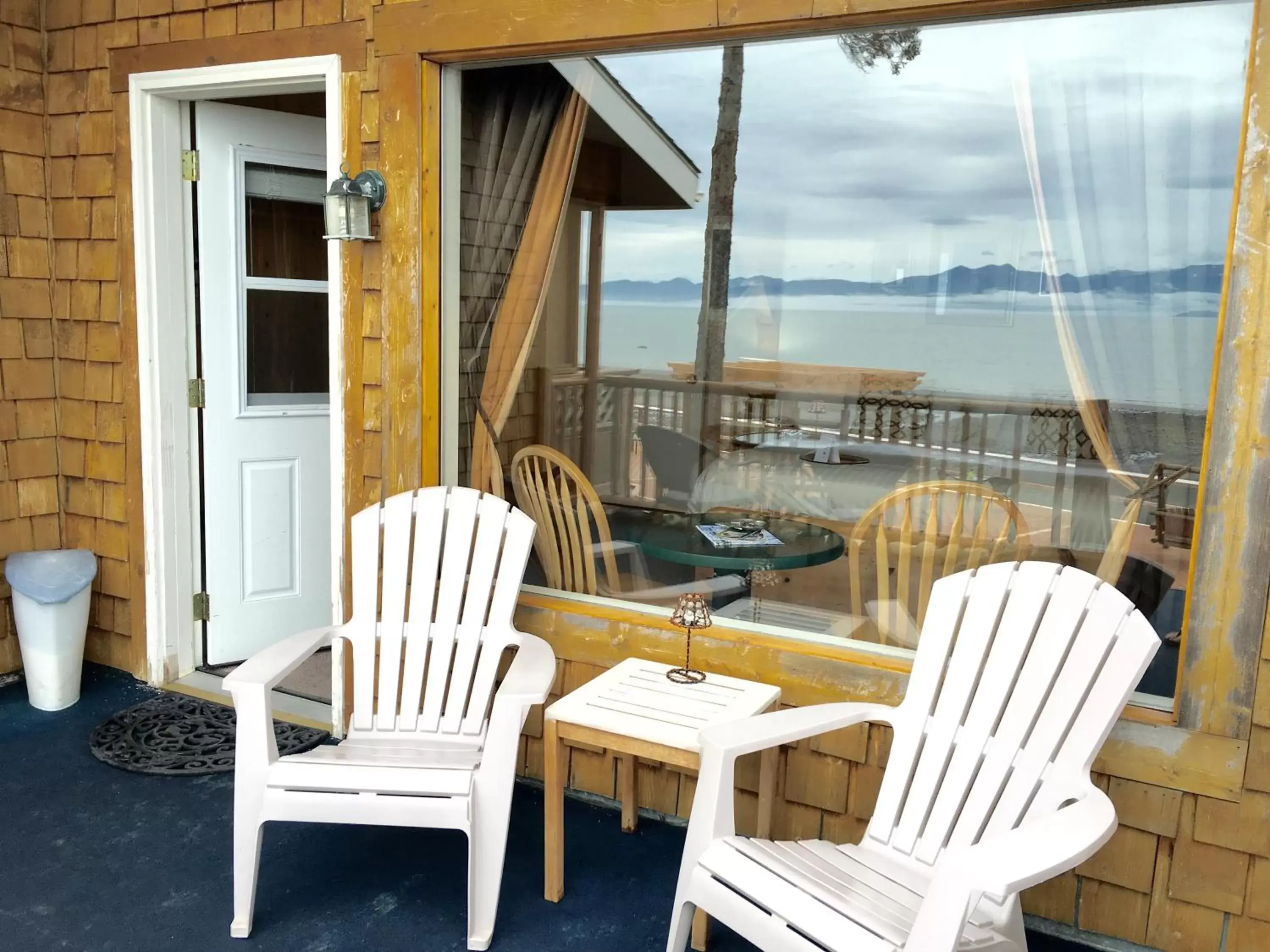 Patio, Seating Area in Homer Inn & Spa