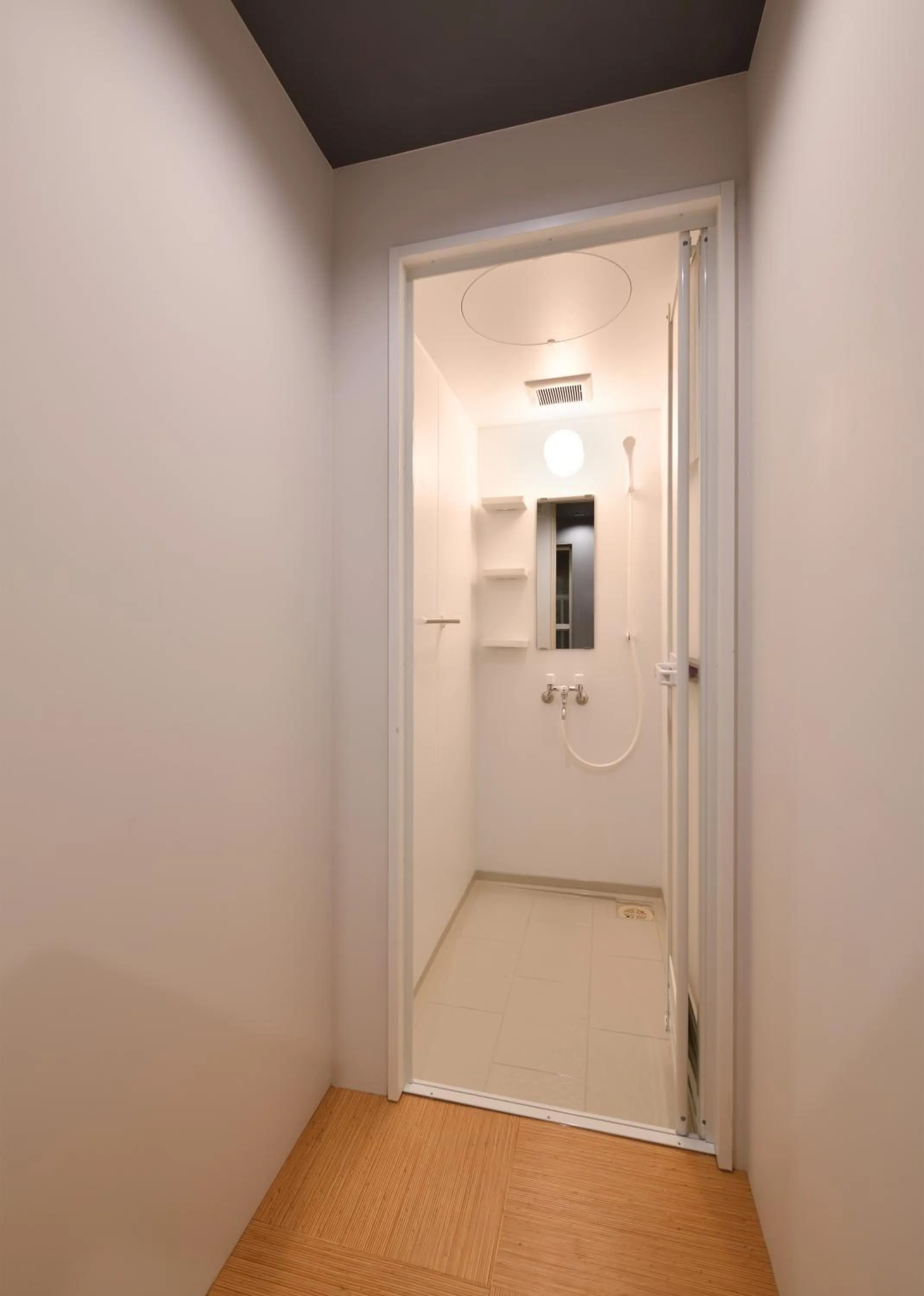 Bathroom in Santiago Guesthouse Naha