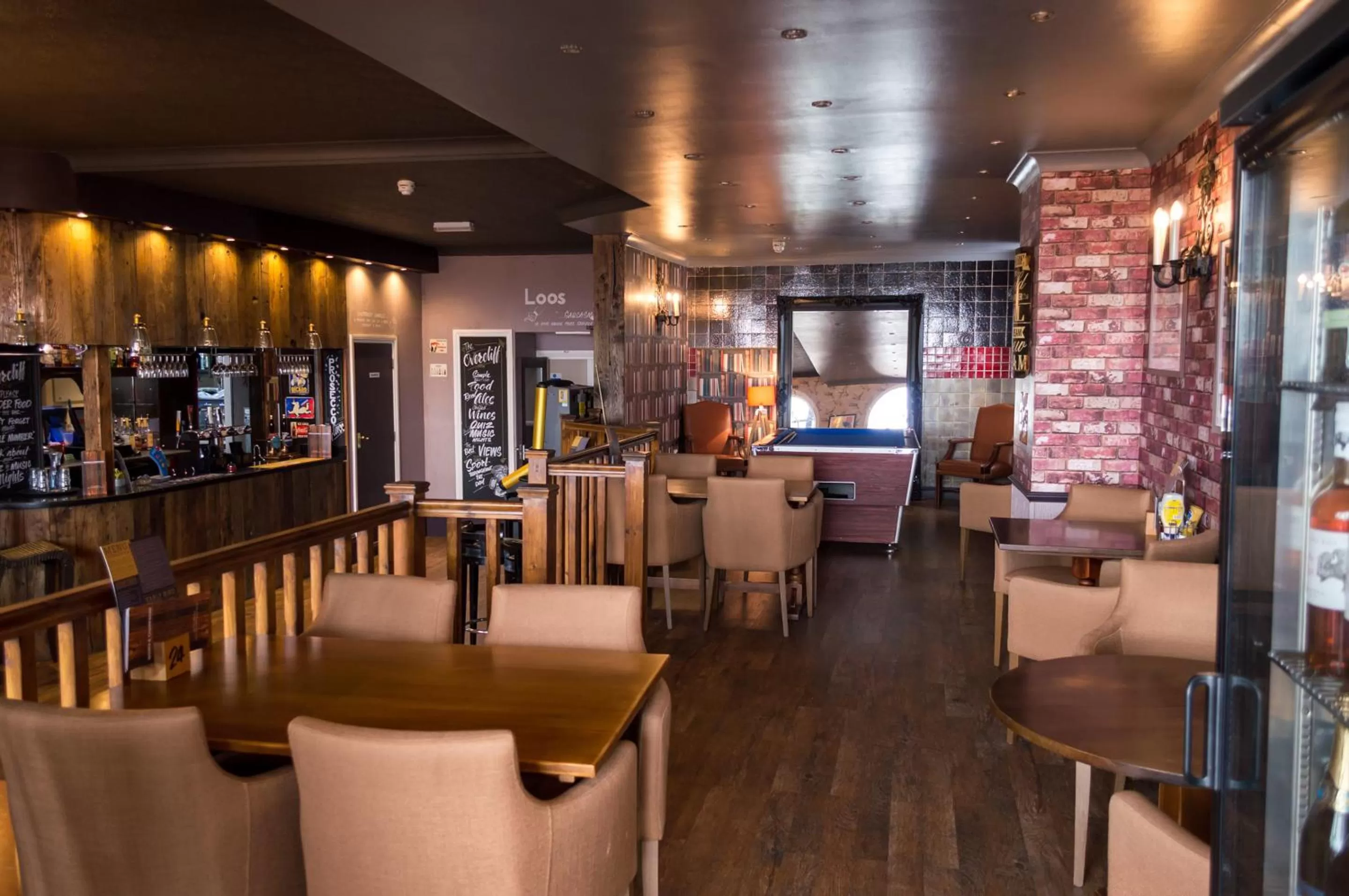 Lounge or bar in Suncliff Hotel - OCEANA COLLECTION