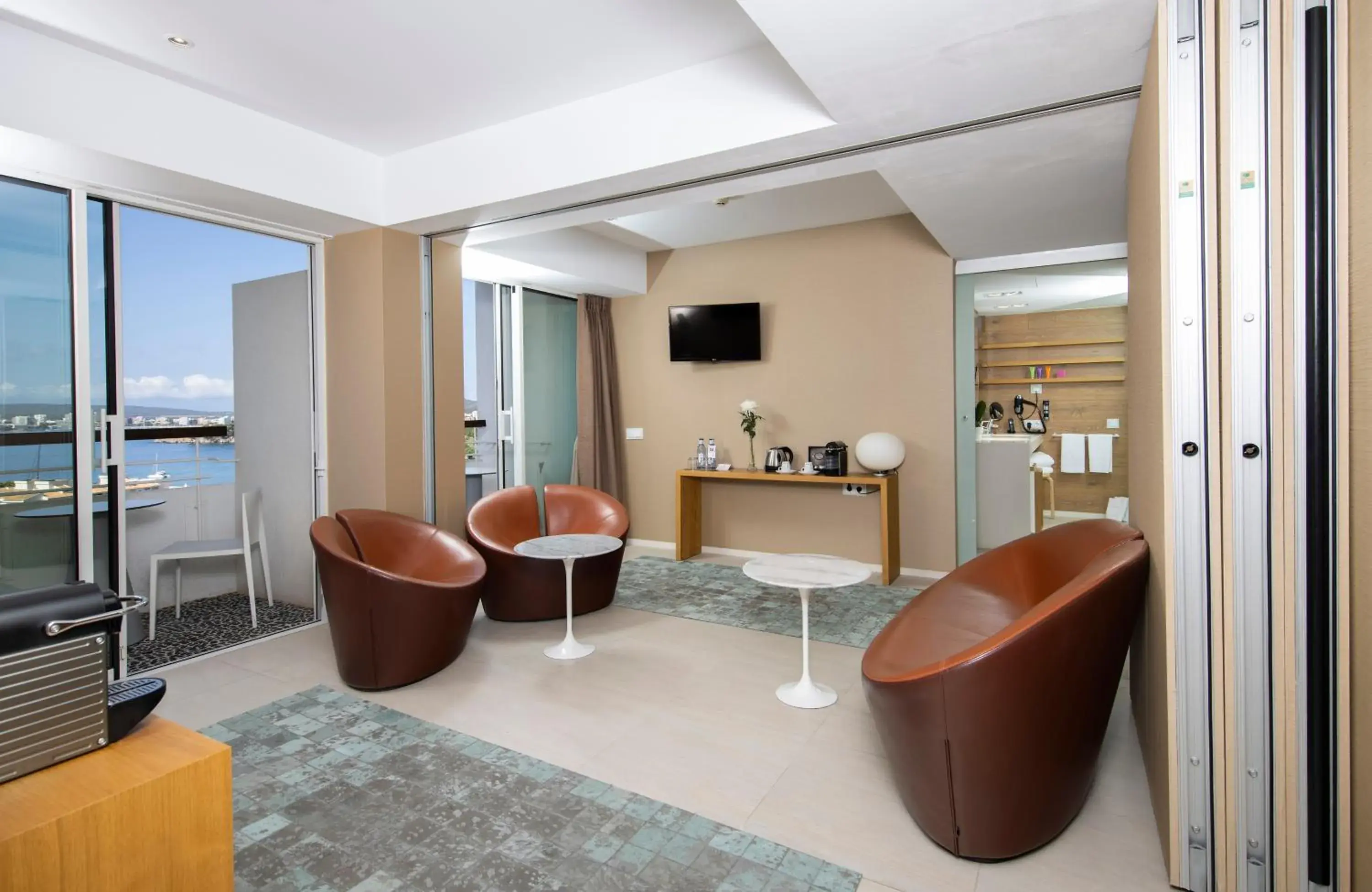 Bathroom, Seating Area in Leonardo Boutique Hotel Mallorca Port Portals - Adults only