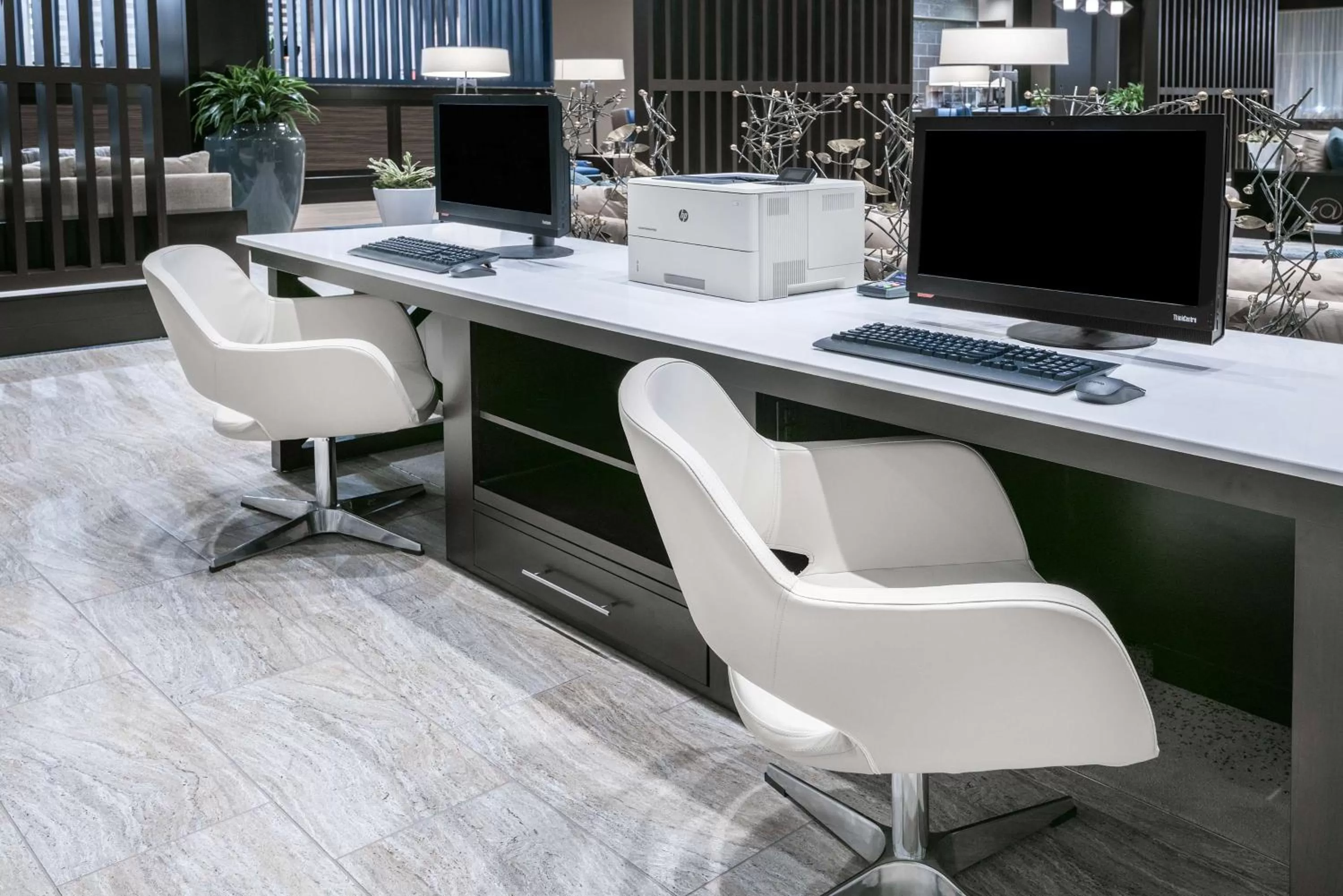 Business facilities in Embassy Suites By Hilton College Station