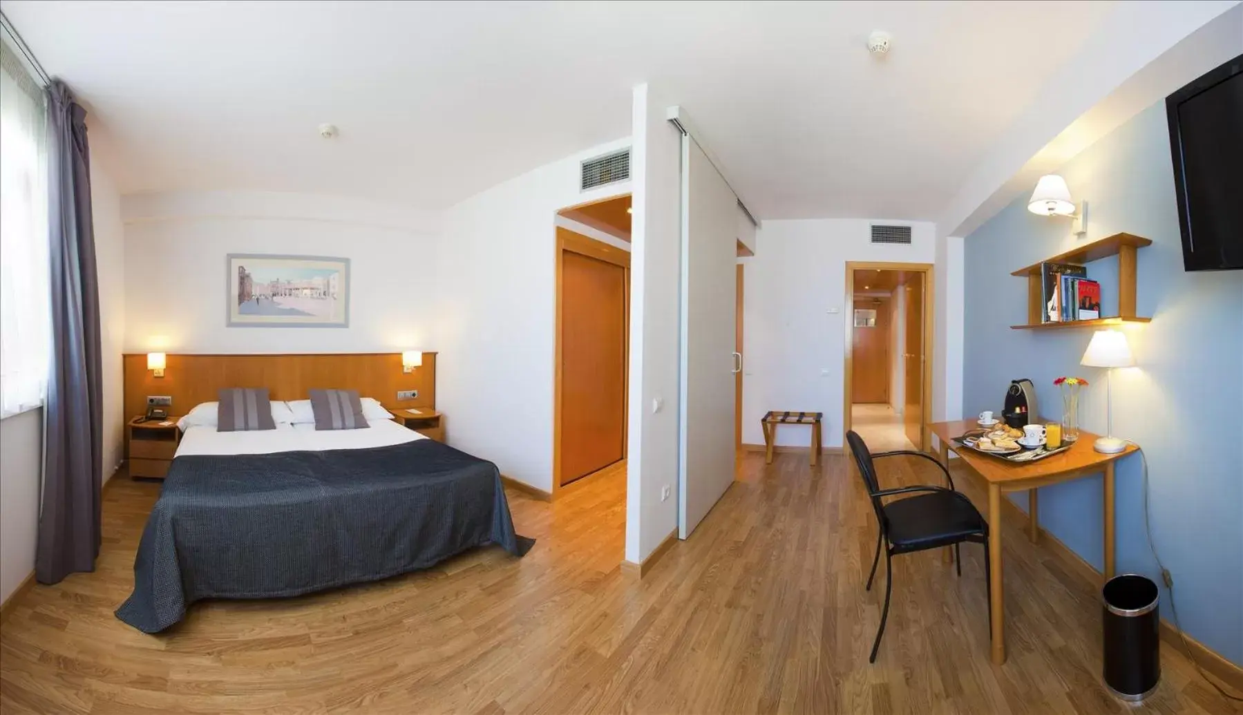 Double or Twin Room in Aparthotel Atenea Valles Double or Twin Room in Aparthotel Atenea Valles