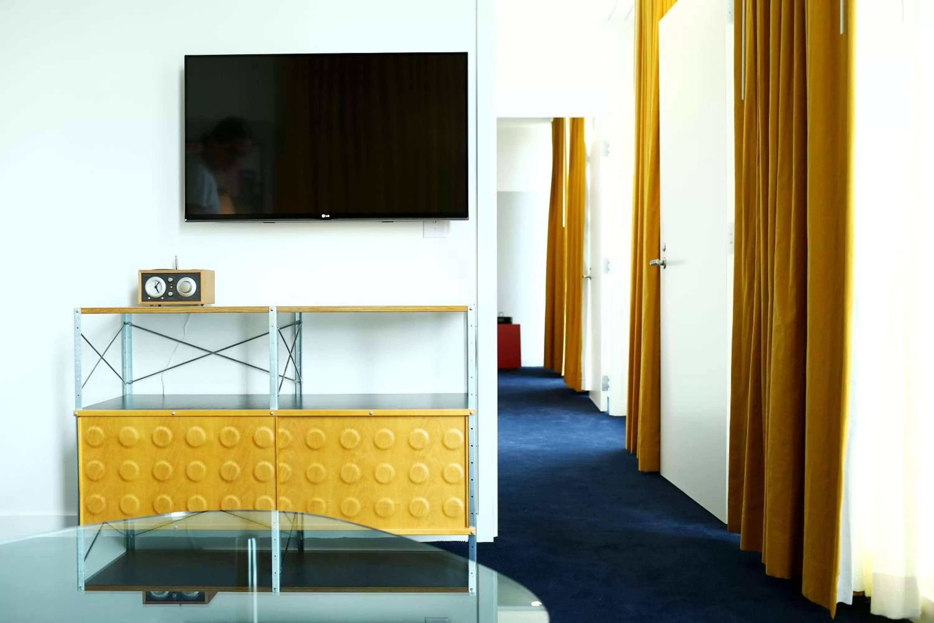 TV and multimedia in The Durham Hotel