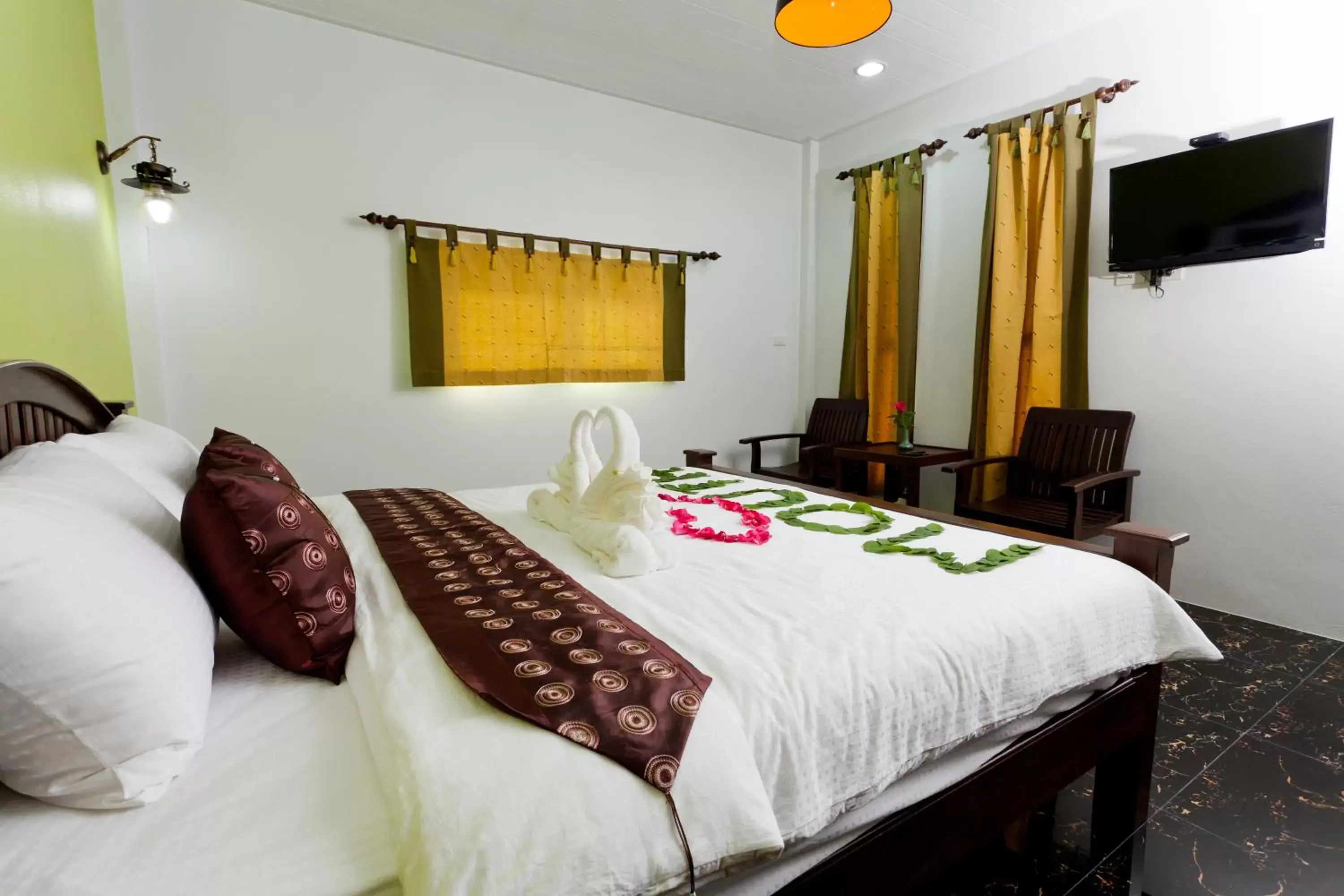 Photo of the whole room, Bed in The Mouth Resort - SHA Extra Plus