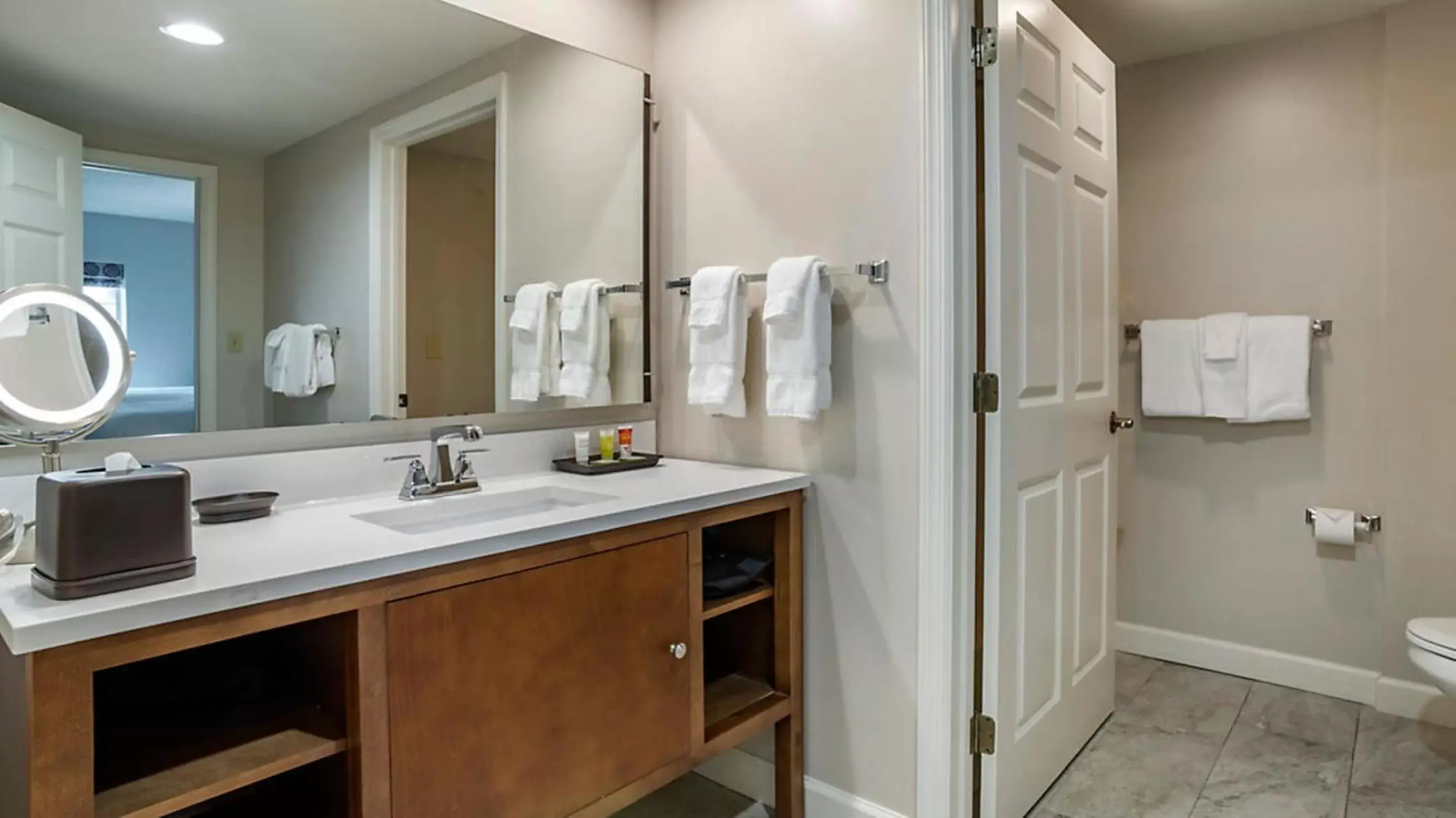 Bathroom in Bluegreen Vacations Suites at Hershey