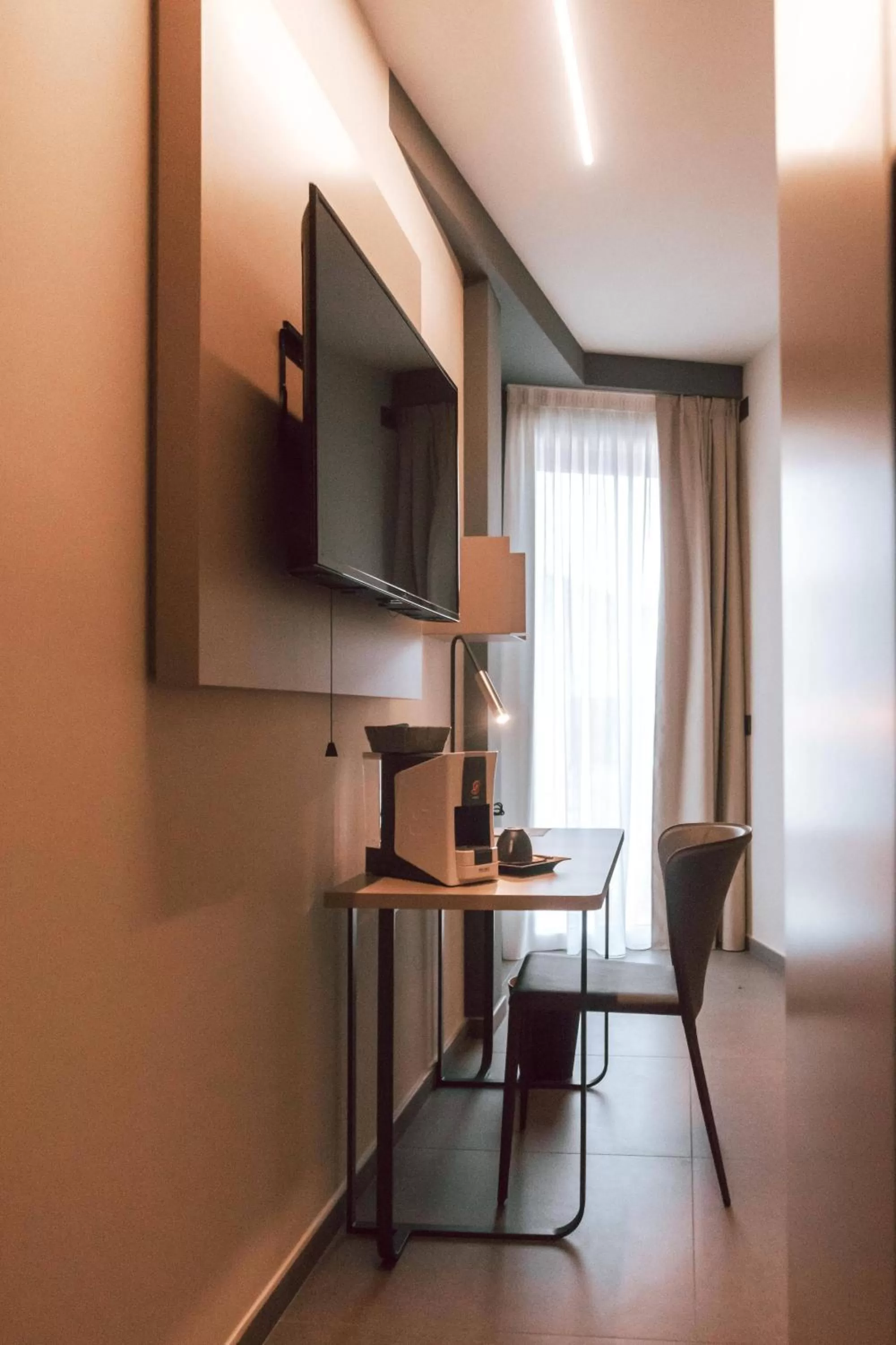 TV/Entertainment Center in BBCUBE