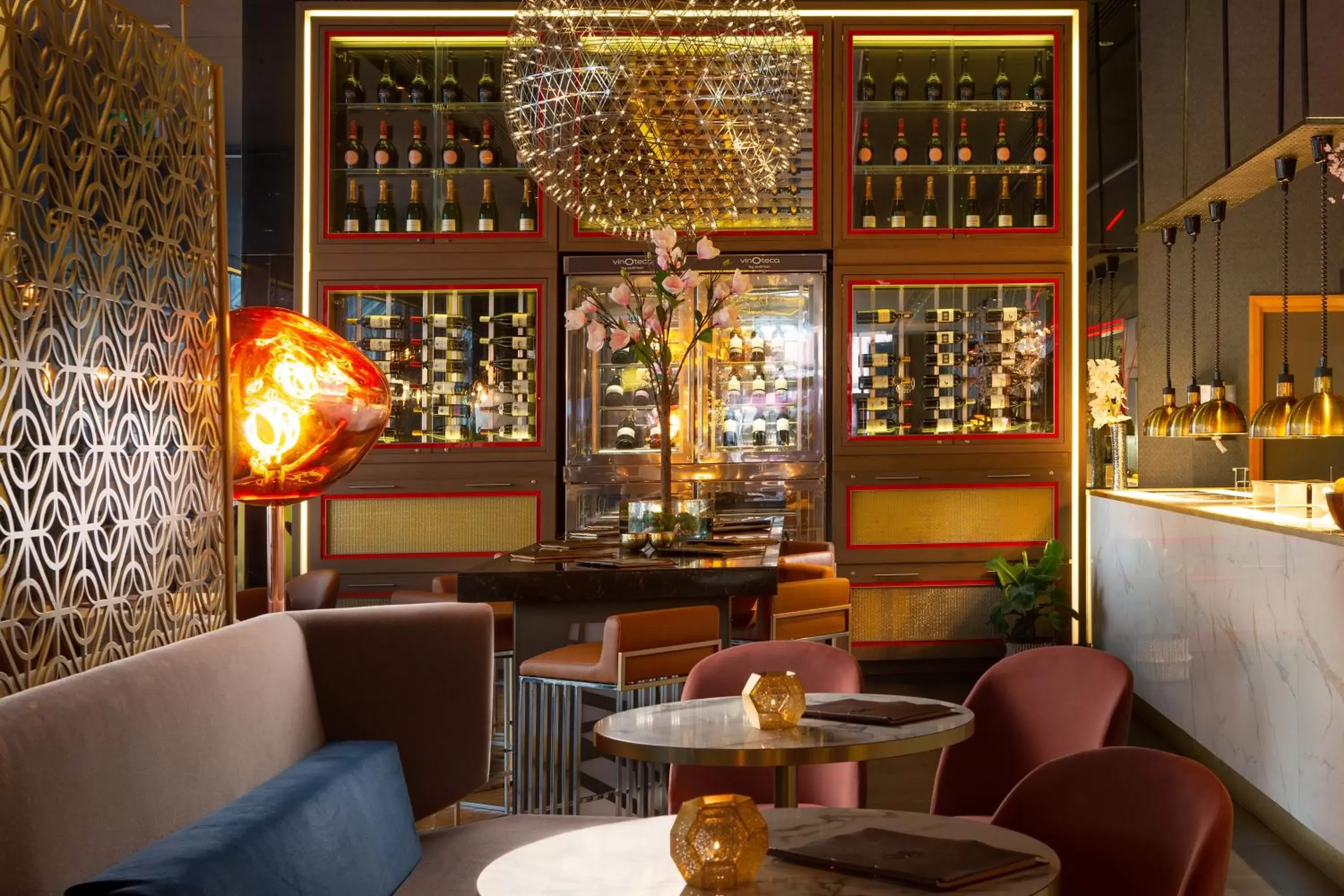 Restaurant/places to eat, Lounge/Bar in Pullman London St Pancras