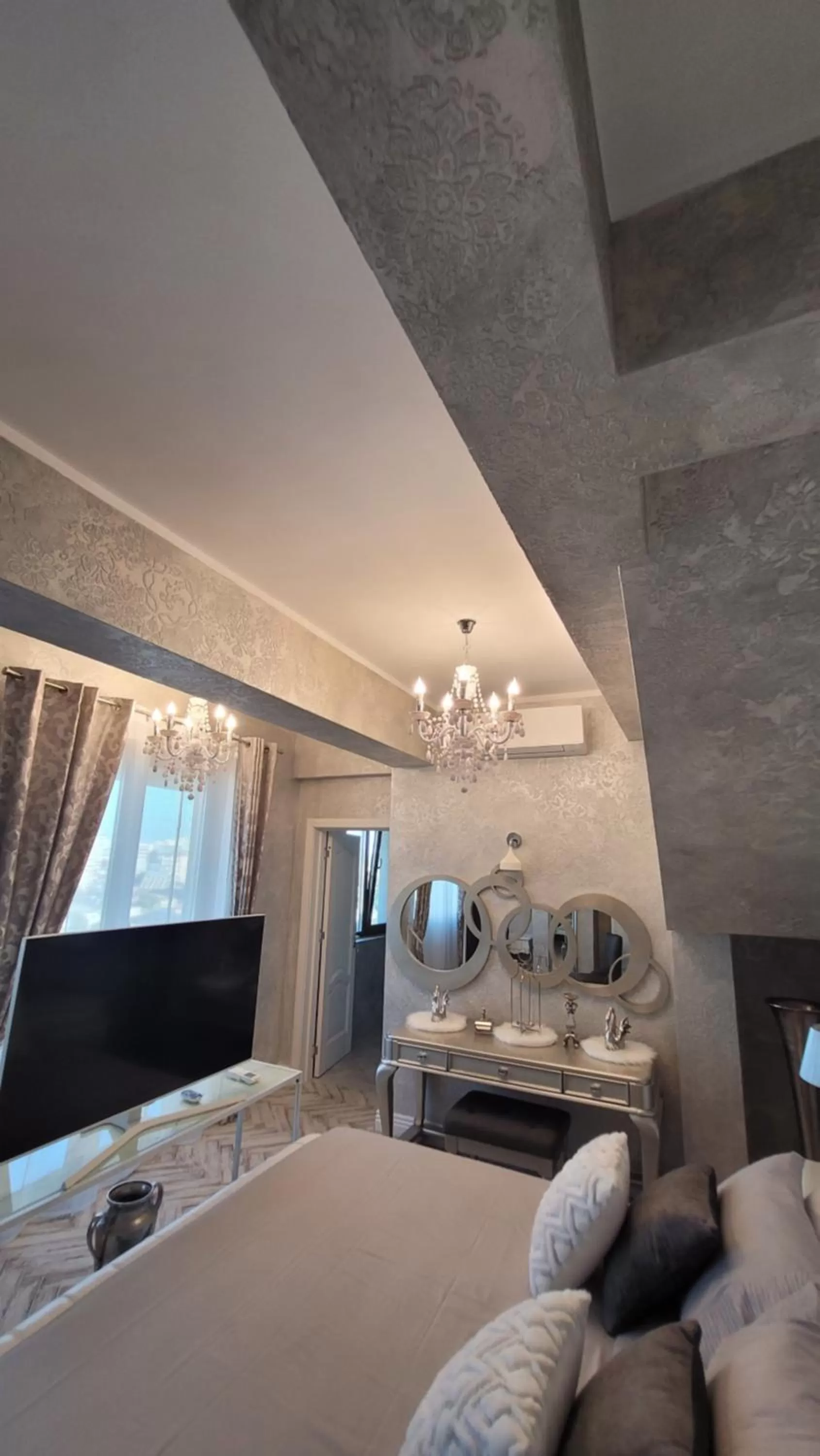 Photo of the whole room in Terrace Suites Iasi