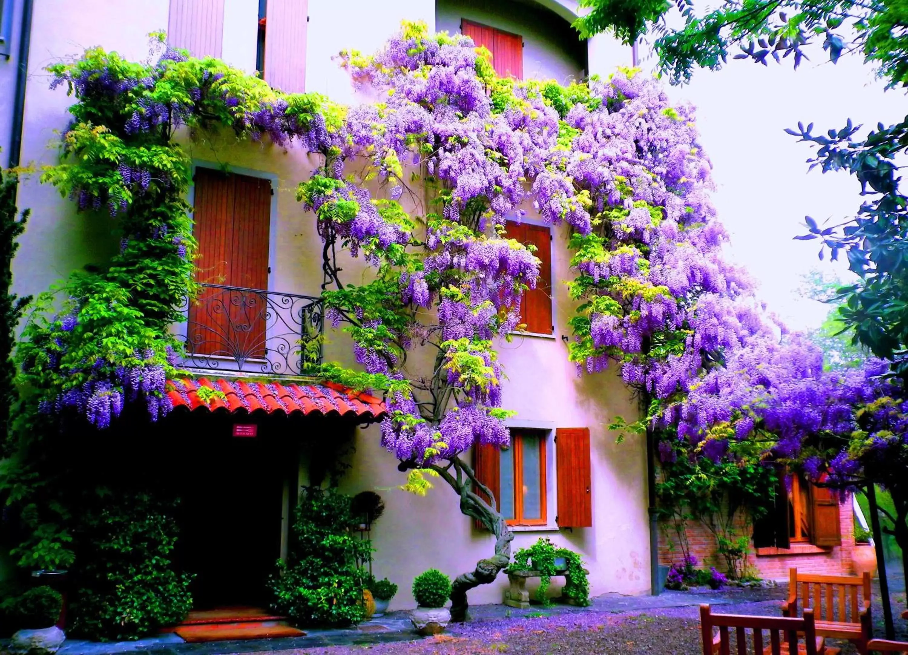 Facade/entrance, Property Building in Country Hotel Le Querce