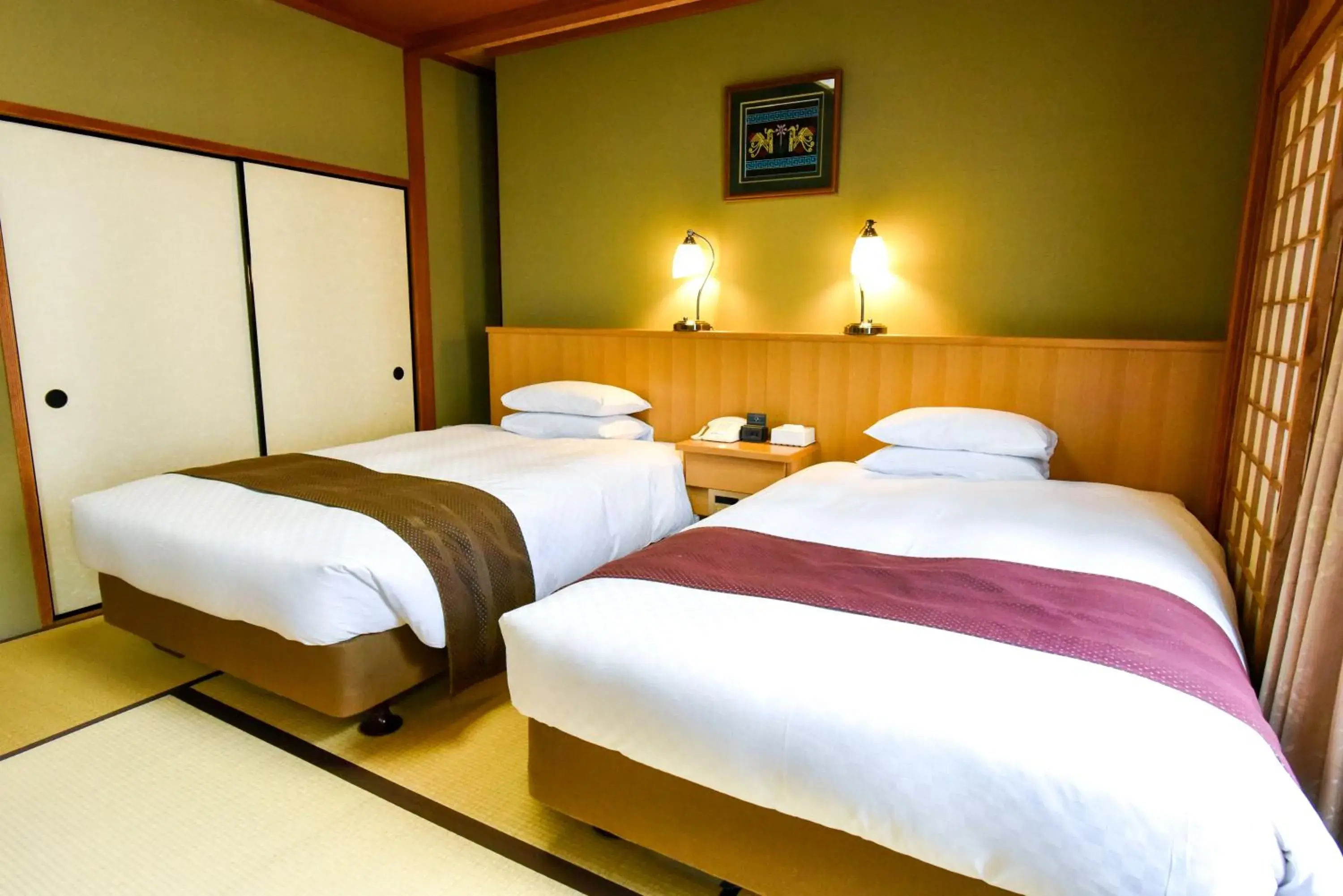 Bed in Kumamoto Hotel Castle