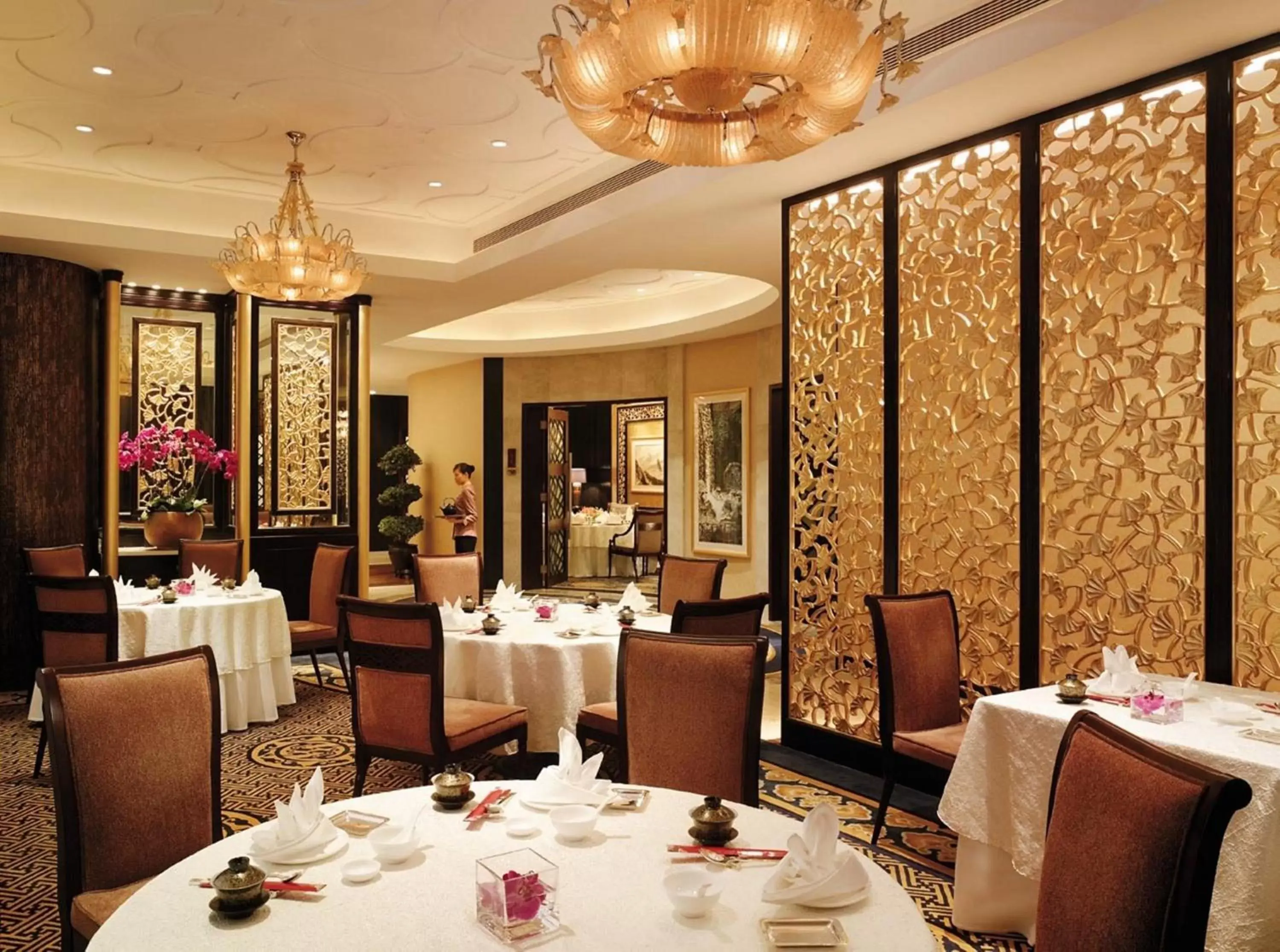 Restaurant/Places to Eat in Shangri-La Chengdu