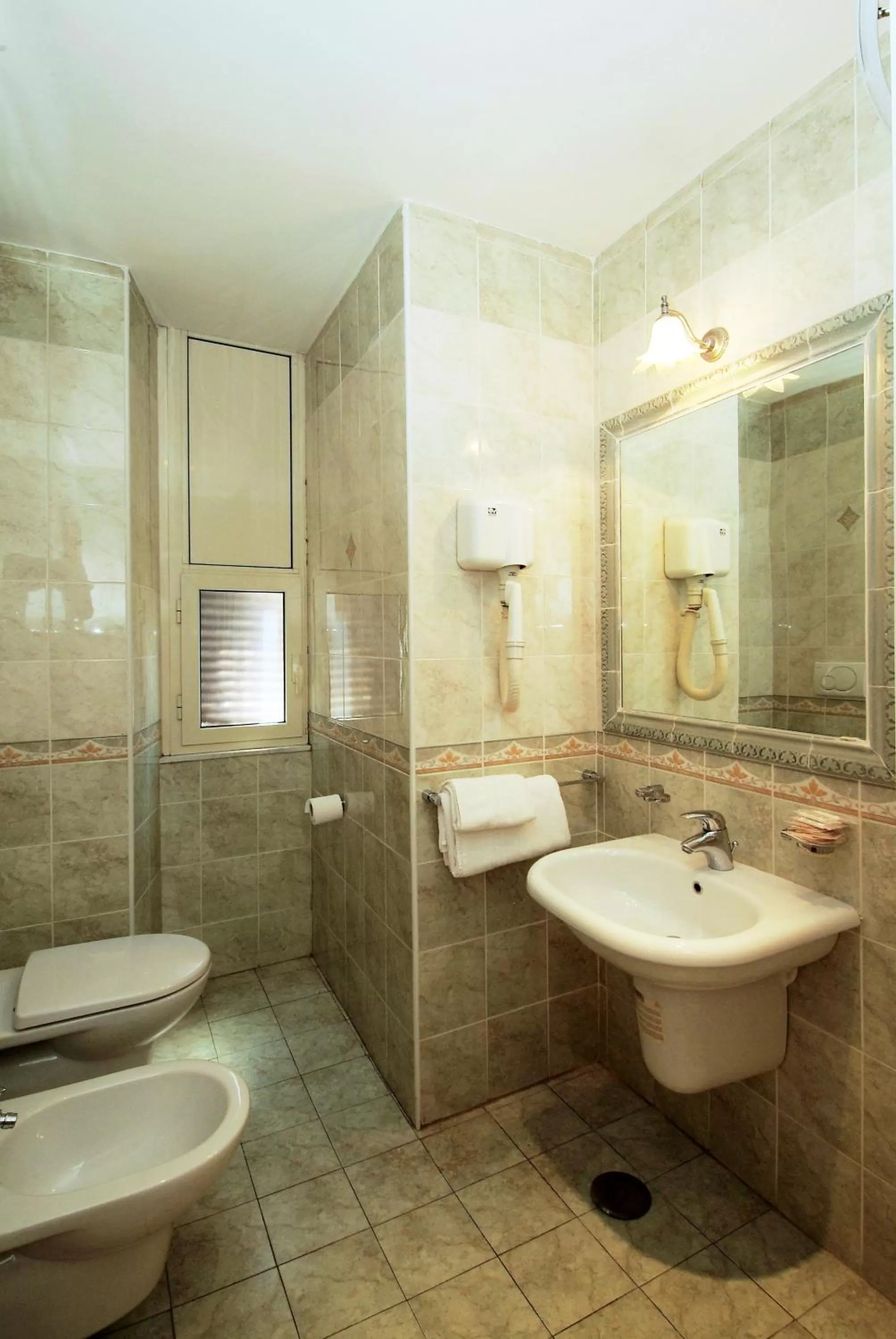 Bathroom in Hotel Meridiana