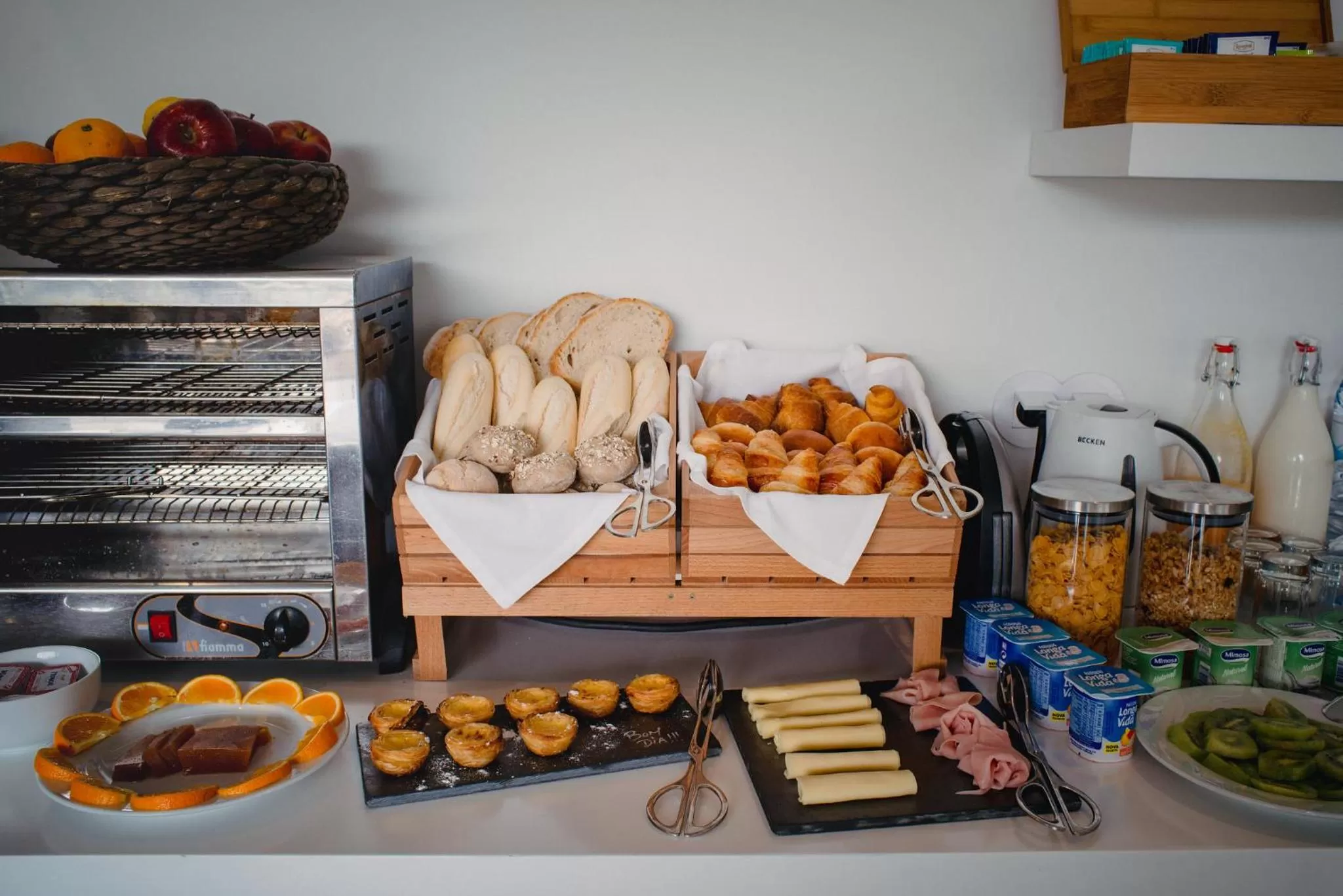 Breakfast in A House in Estoril - Adults Only
