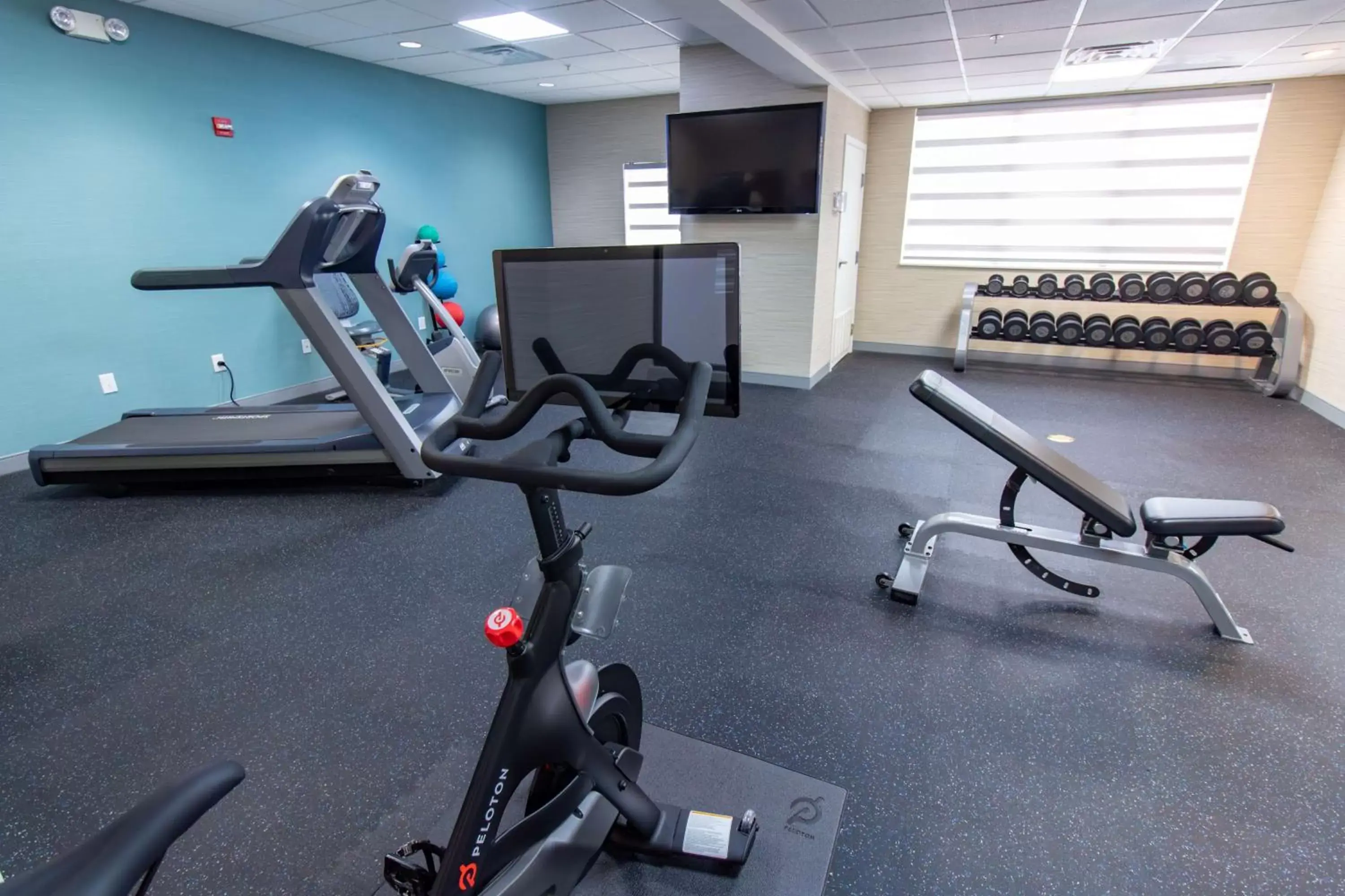 Fitness centre/facilities, Fitness Center/Facilities in Hampton Inn By Hilton & Suites Denton