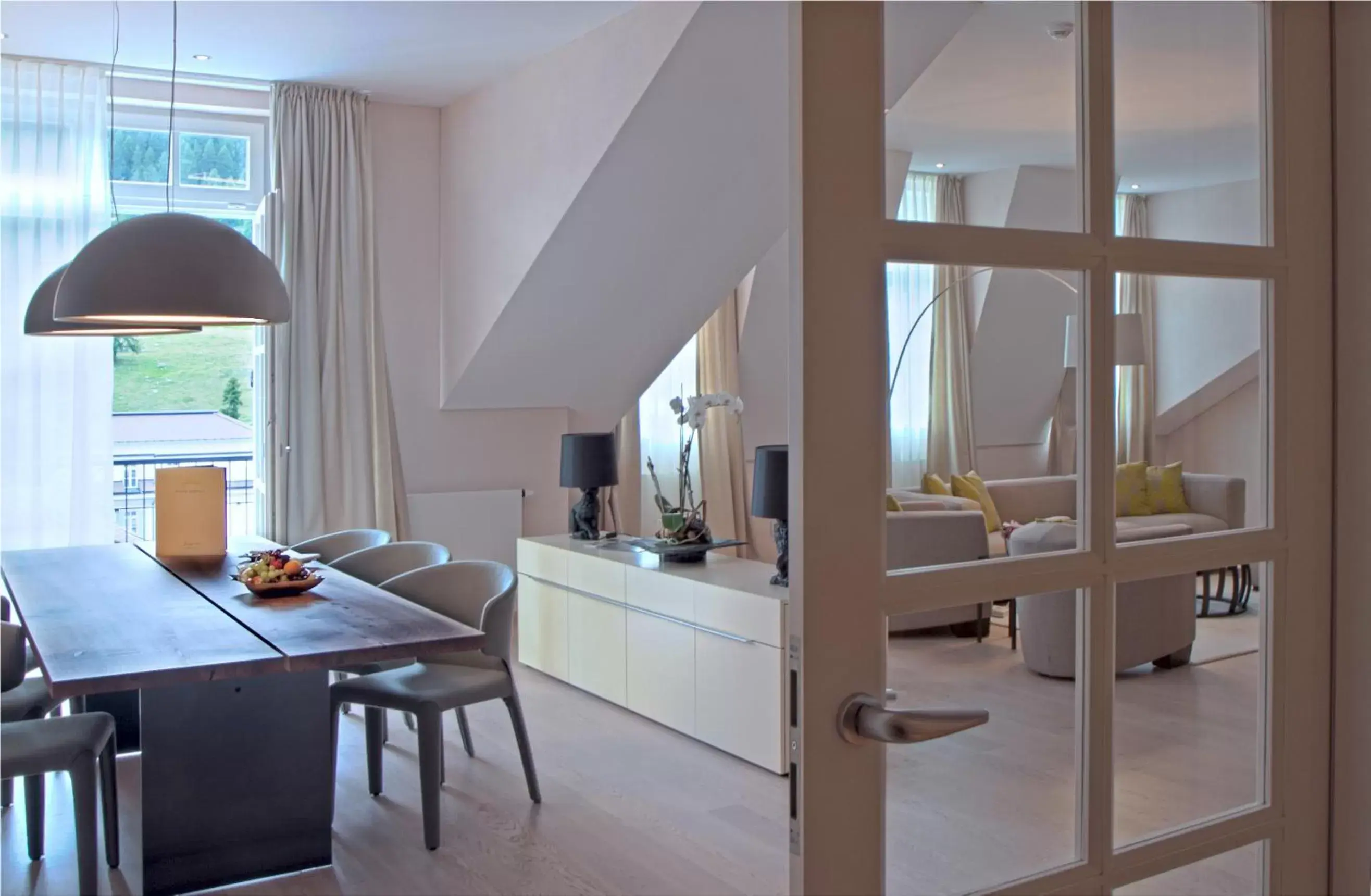 Living room, Dining Area in Grand Hotel des Bains Kempinski
