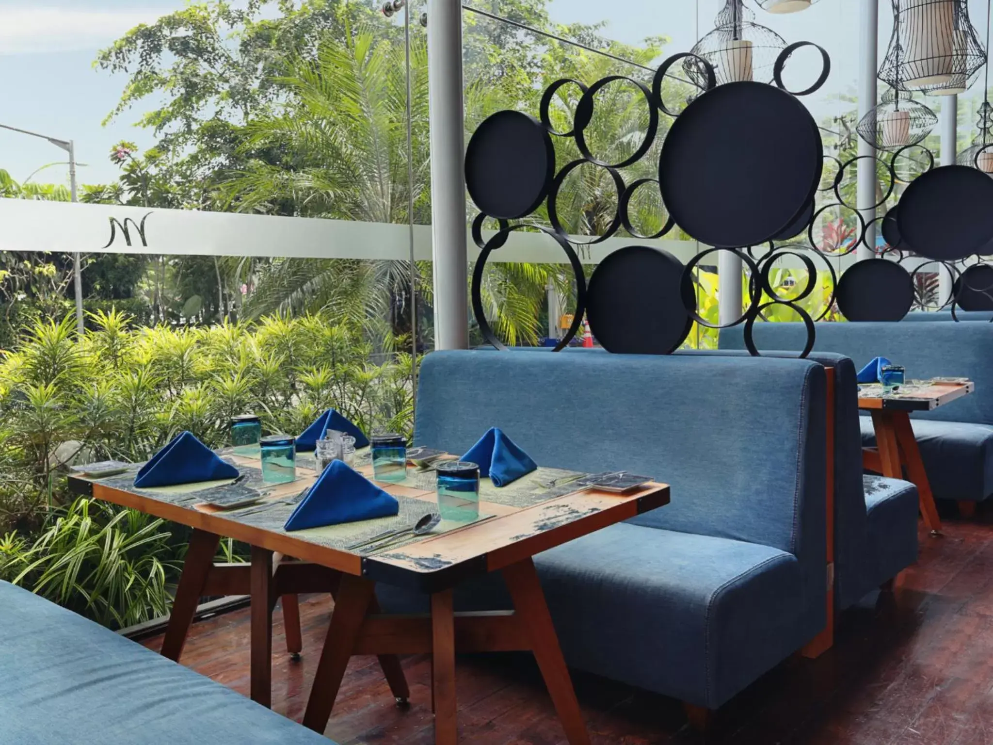 Restaurant/places to eat in Mercure Jakarta Simatupang Restaurant/places to eat in Mercure Jakarta Simatupang