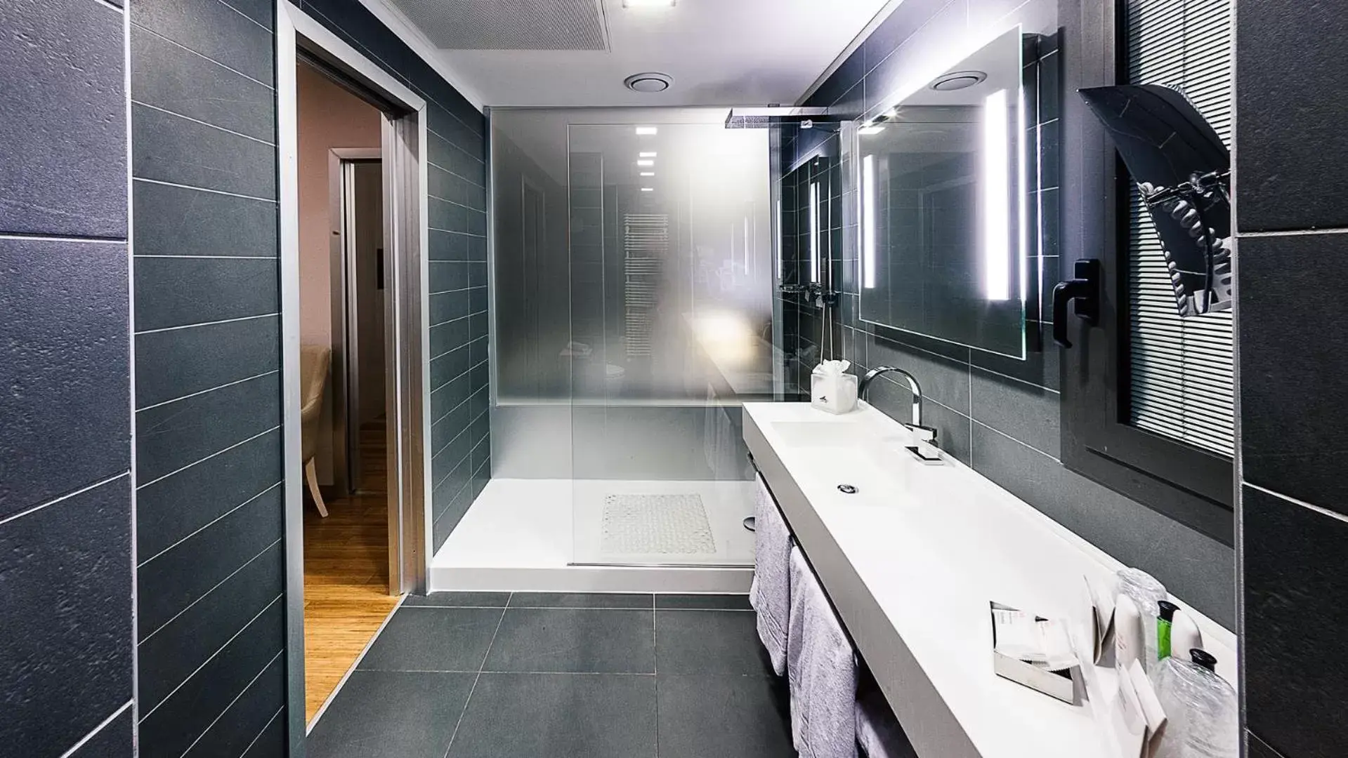 Bathroom in Galzignano Resort Terme & Golf - Hotel Majestic Bathroom in Galzignano Resort Terme & Golf - Hotel Majestic