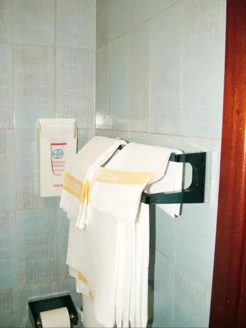 Toilet, Bathroom in Hotel Tuscolano