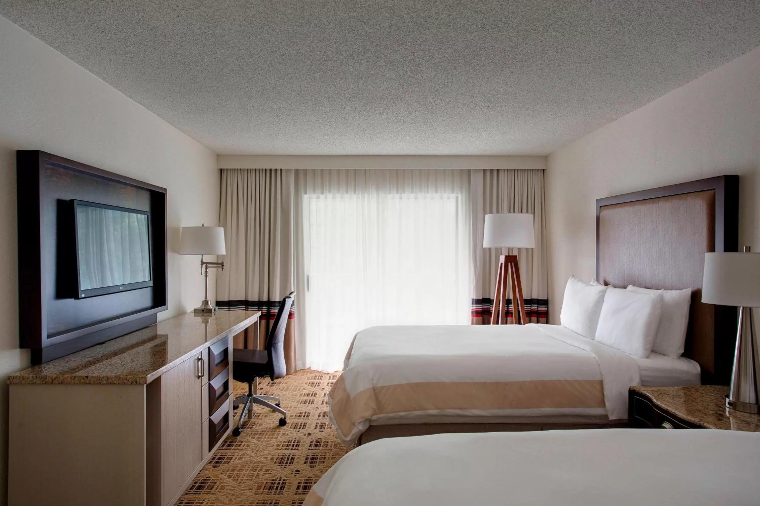 Bedroom, Bed in Sawgrass Marriott Golf Resort & Spa