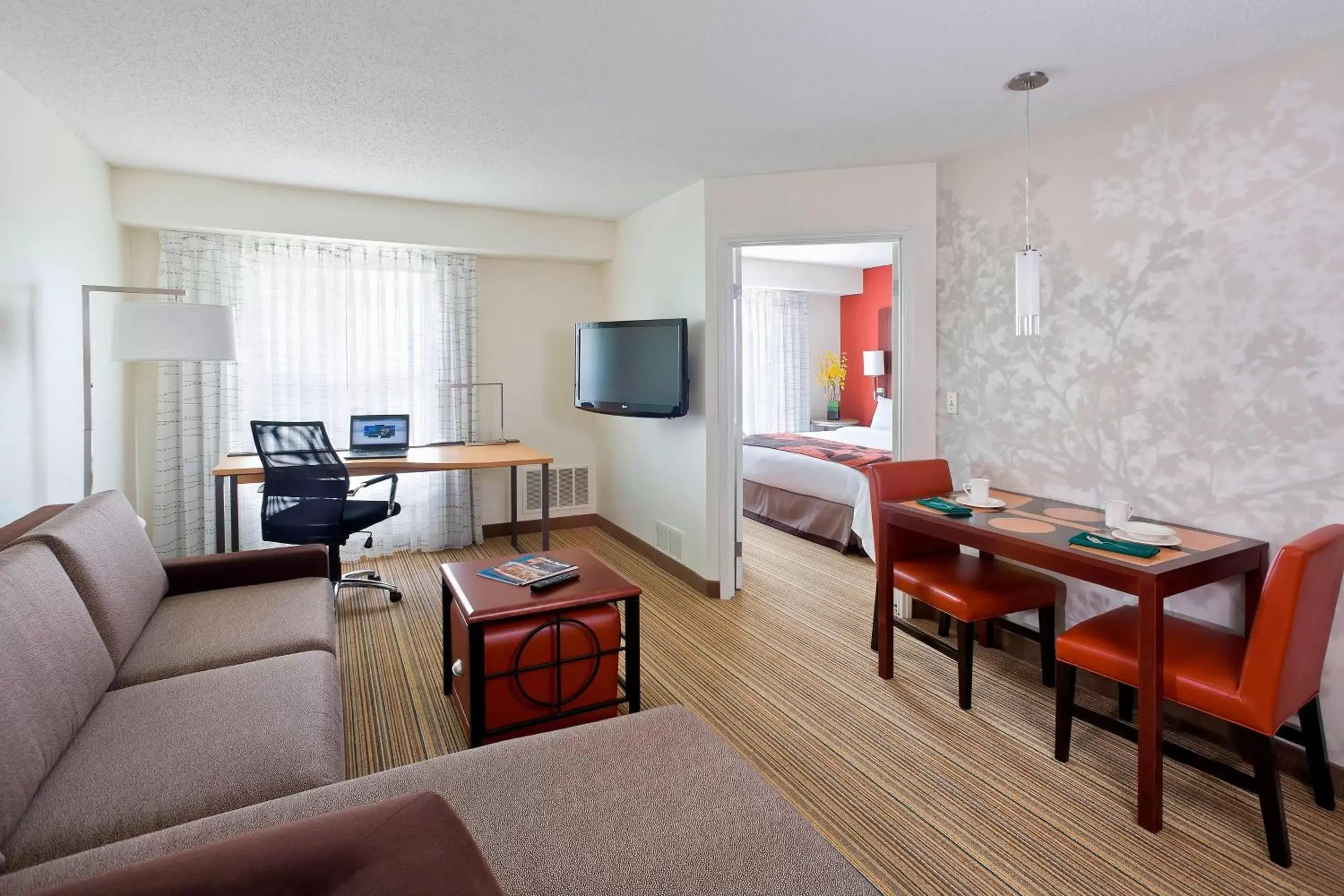 Bedroom, Seating Area in Residence Inn by Marriott Houston The Woodlands/Lake Front Circle