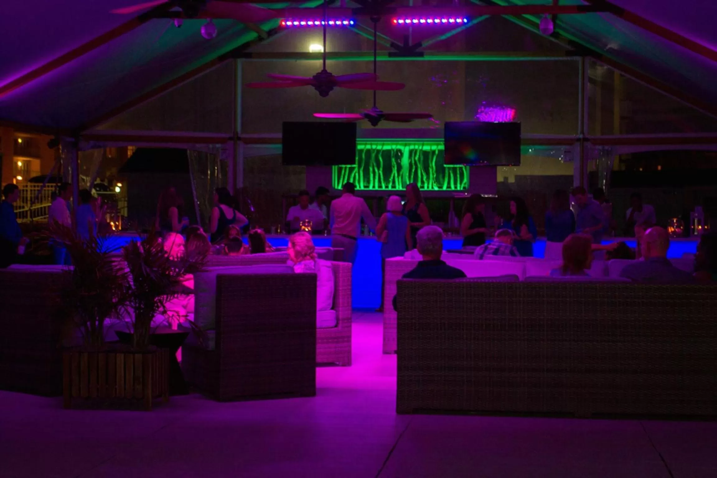 Evening entertainment in ICONA Diamond Beach