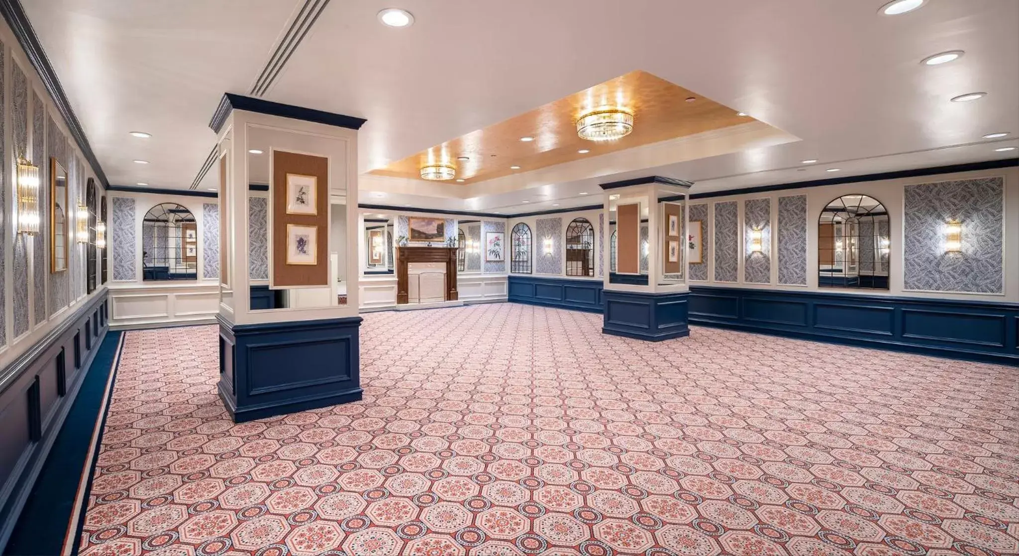 Meeting/conference room in Willard InterContinental Washington, an IHG Hotel