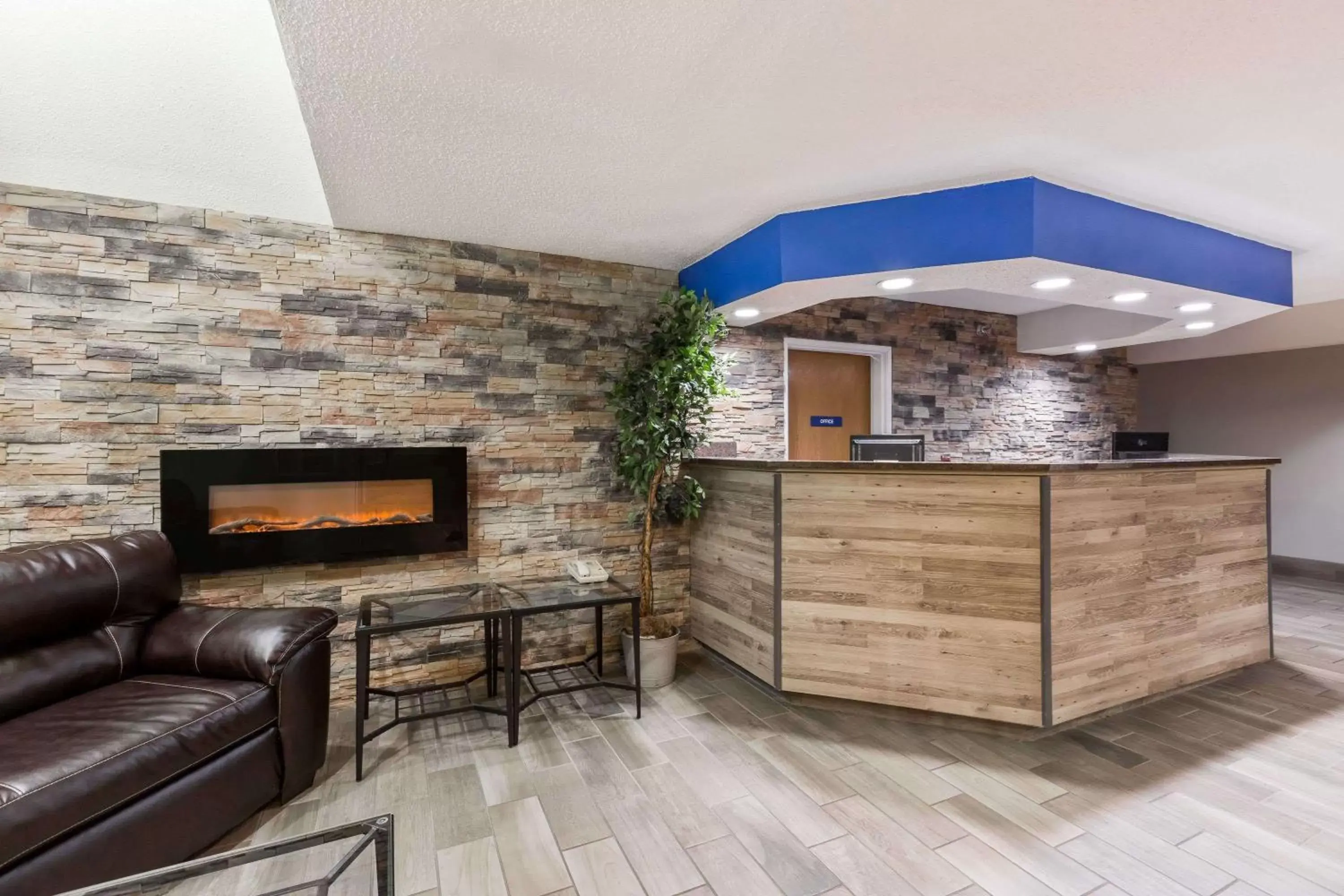 Lobby or reception, Lobby/Reception in Microtel Inn & Suites by Wyndham Sioux Falls