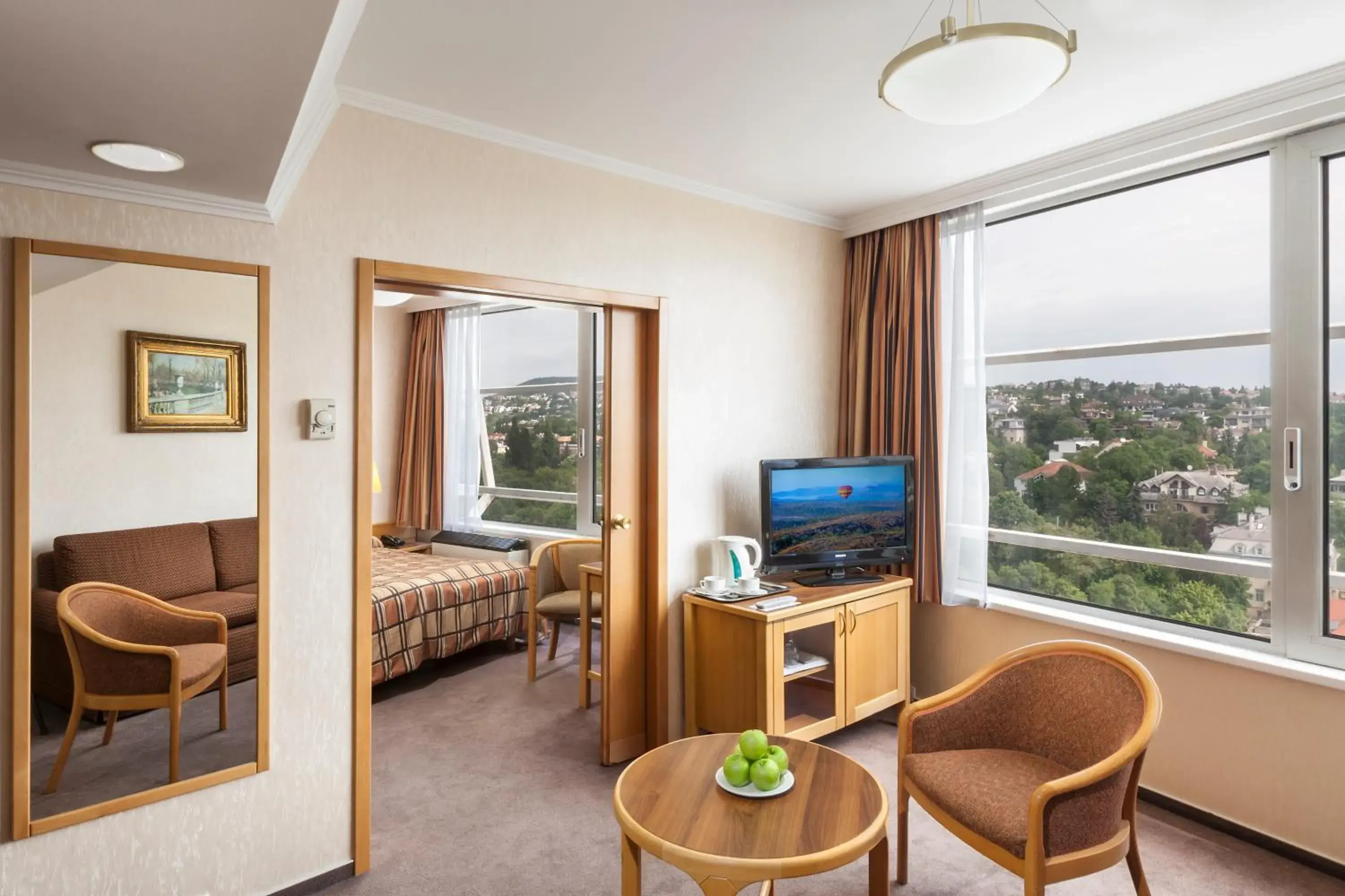 Photo of the whole room, Seating Area in Hotel Budapest