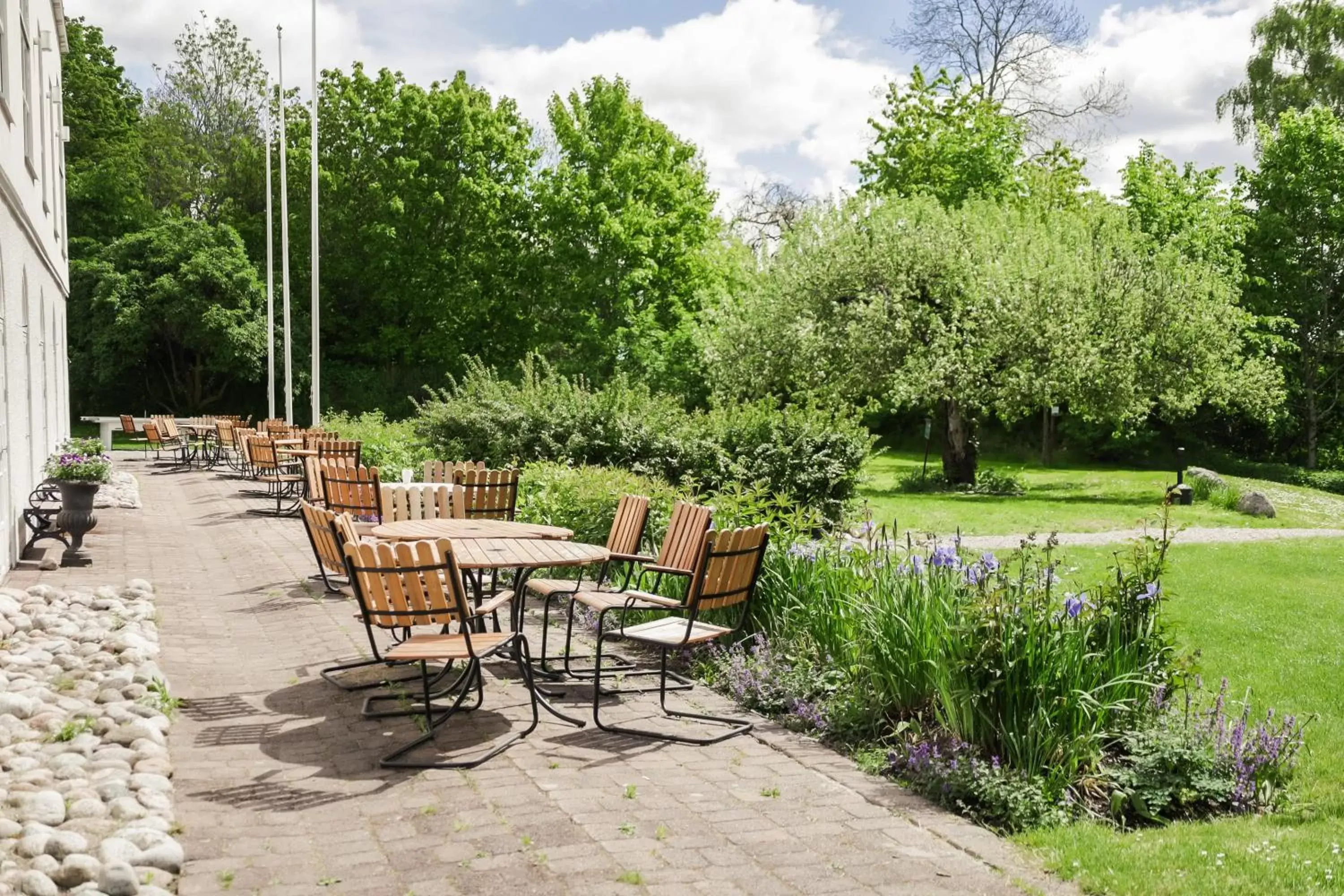 Garden in Blommenhof Hotel