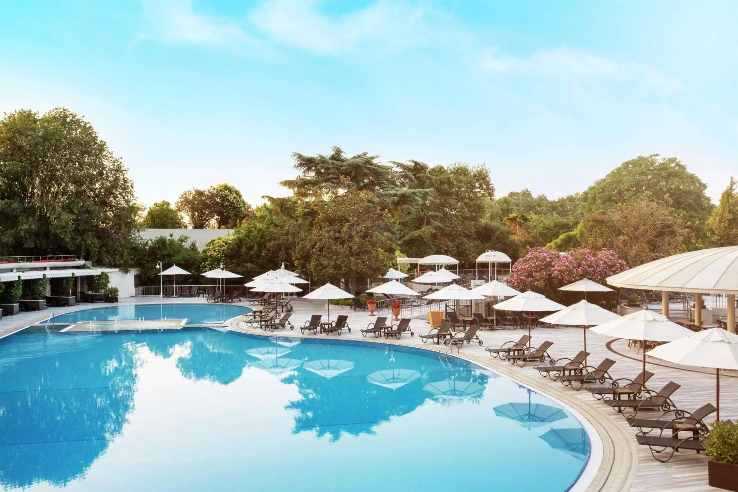 Swimming Pool in Hilton Istanbul Bosphorus