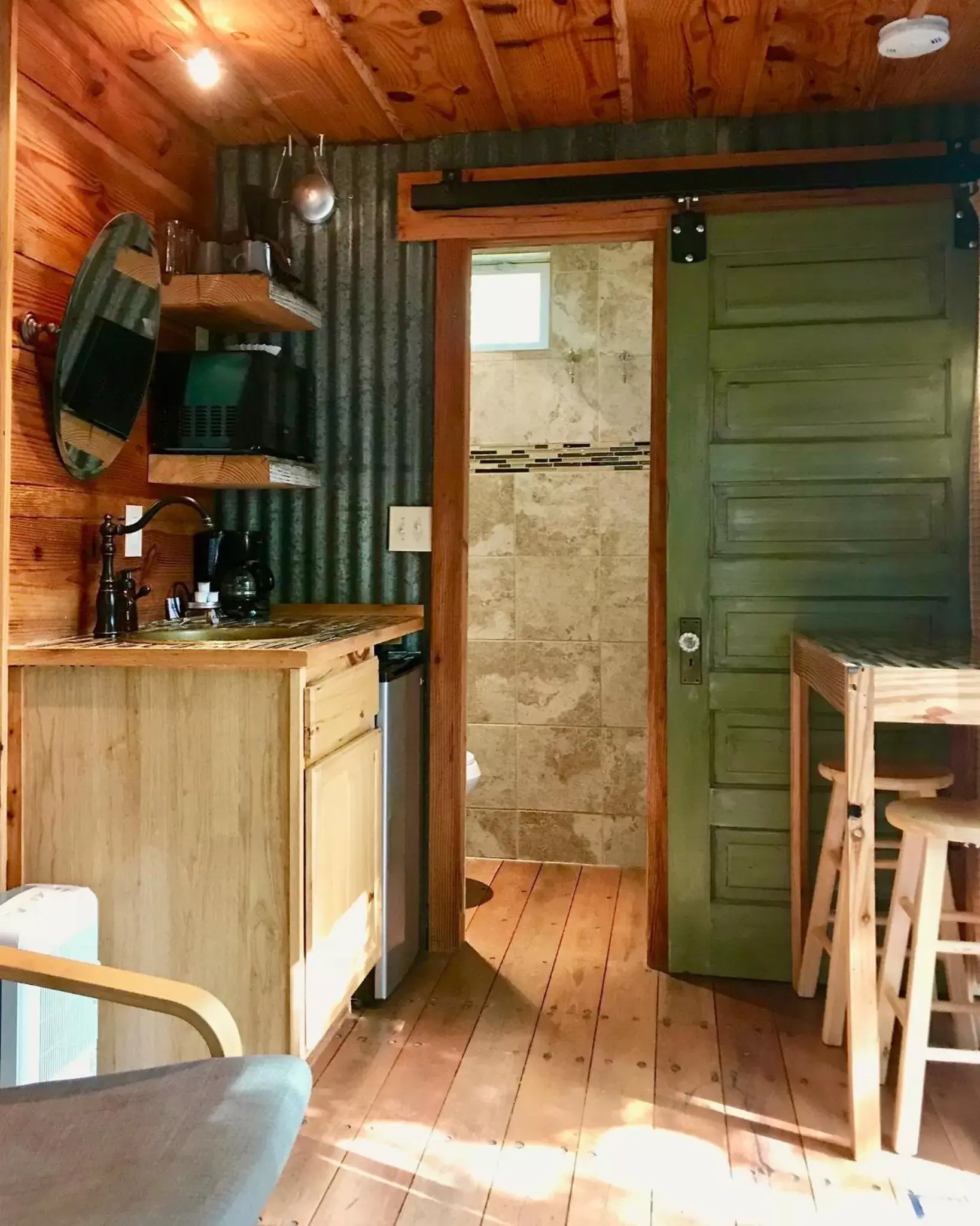 Bathroom, Kitchen/Kitchenette in Barefoot Hills