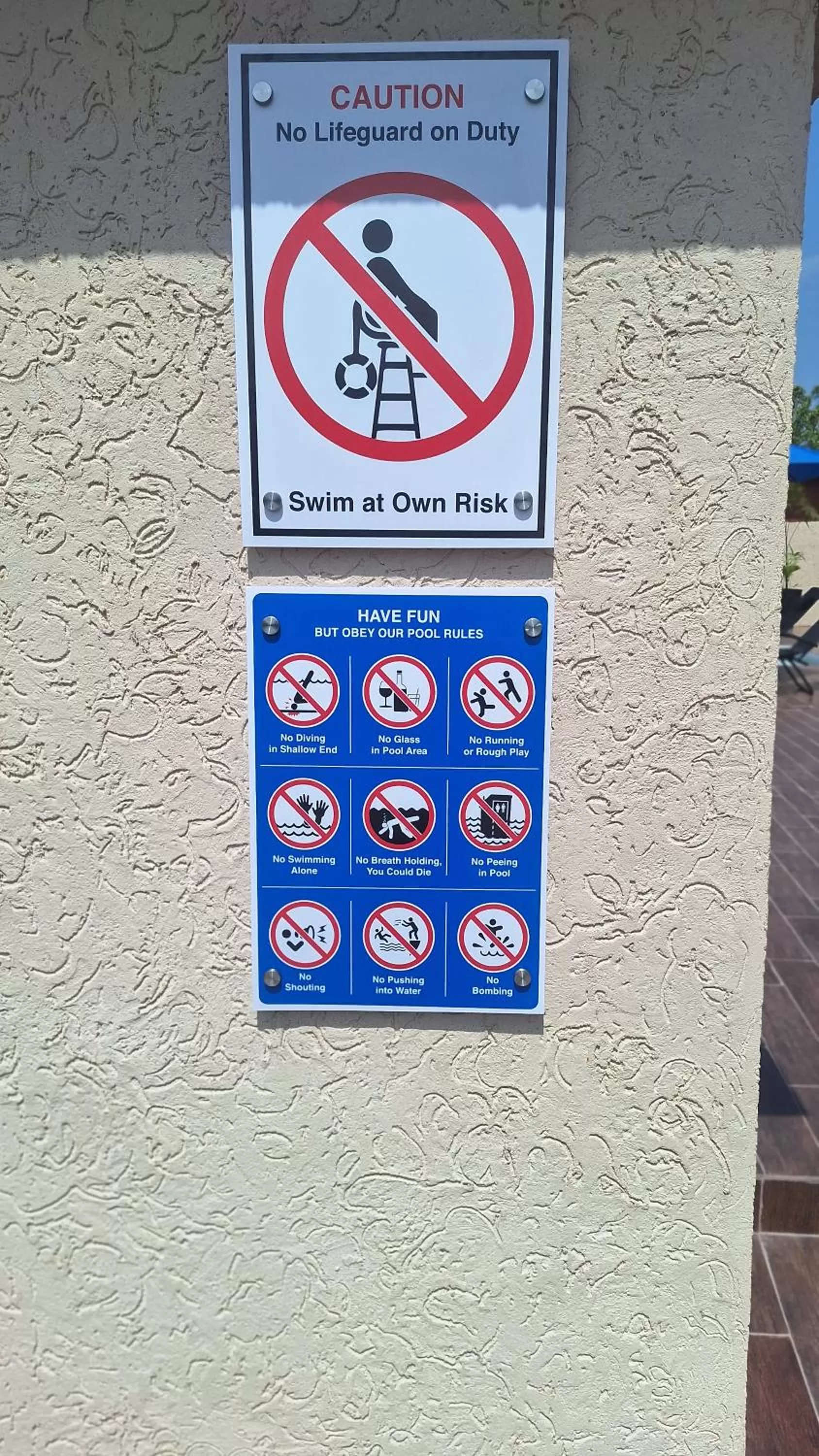 Swimming pool in KoKo Palm Inn LTD