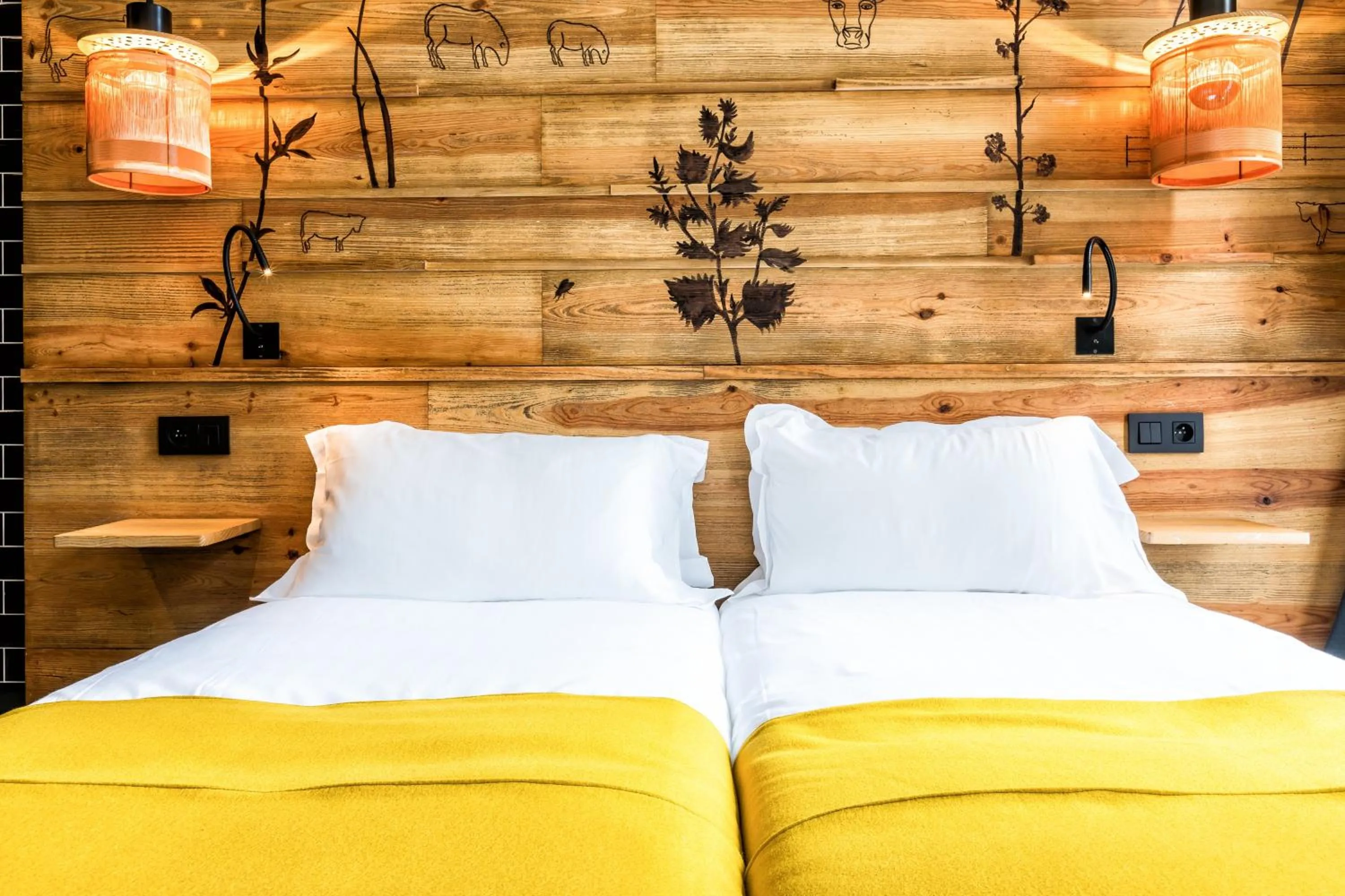 Bed in Hotel Restaurant Au Boeuf Couronné