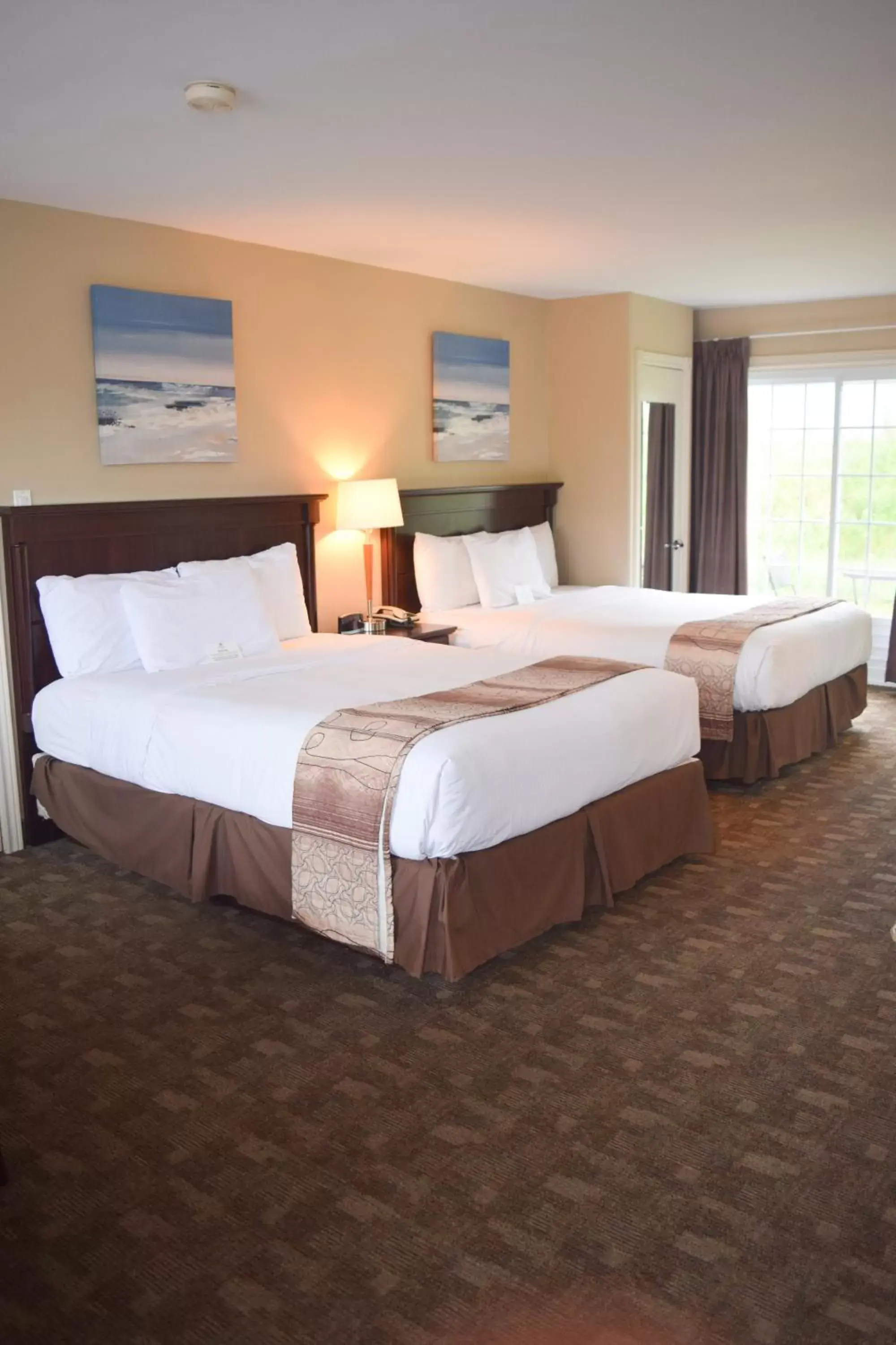 Bed in Canadas Best Value Inn & Suites-Charlottetown