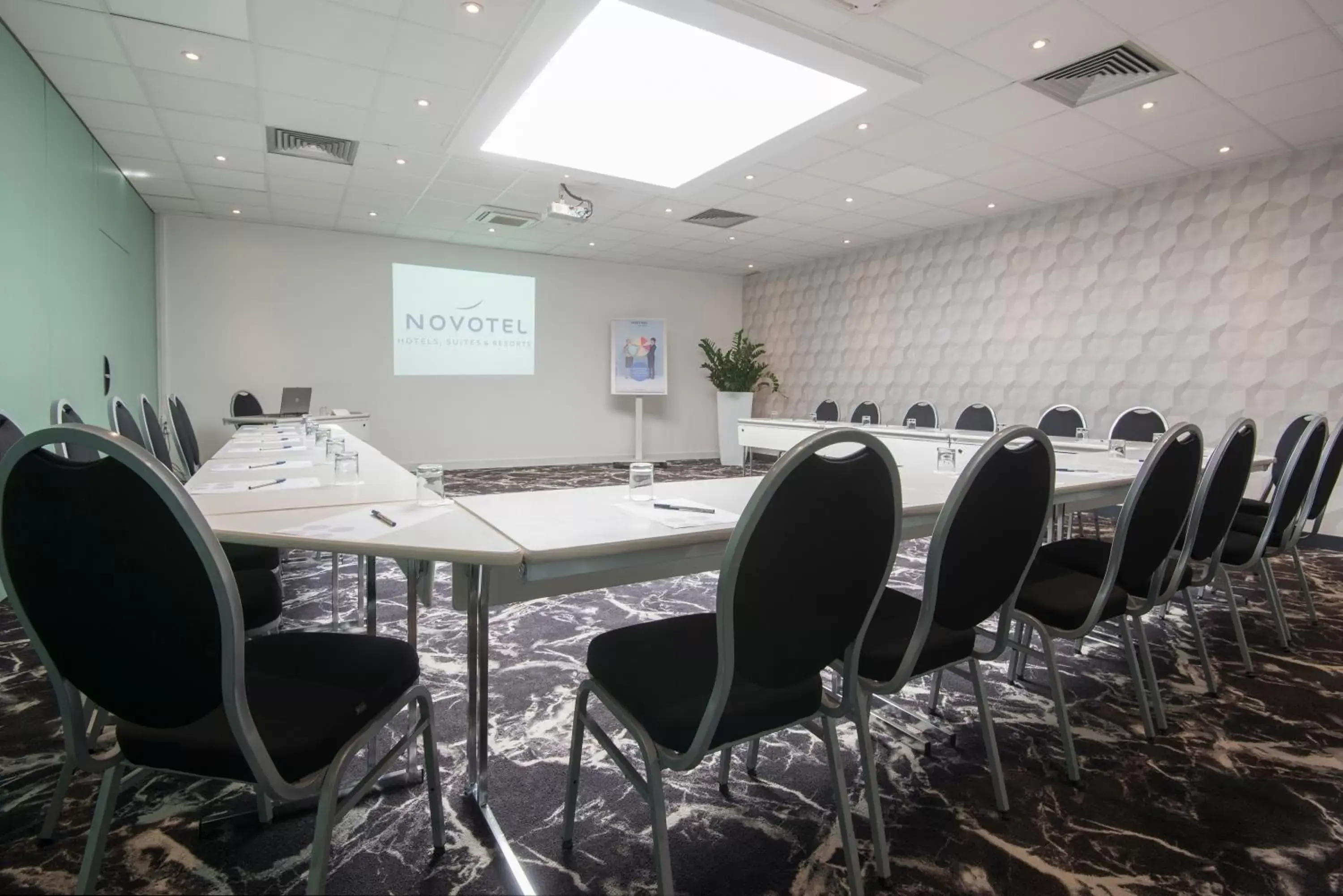 Business facilities in Novotel Marseille Centre Prado Vélodrome