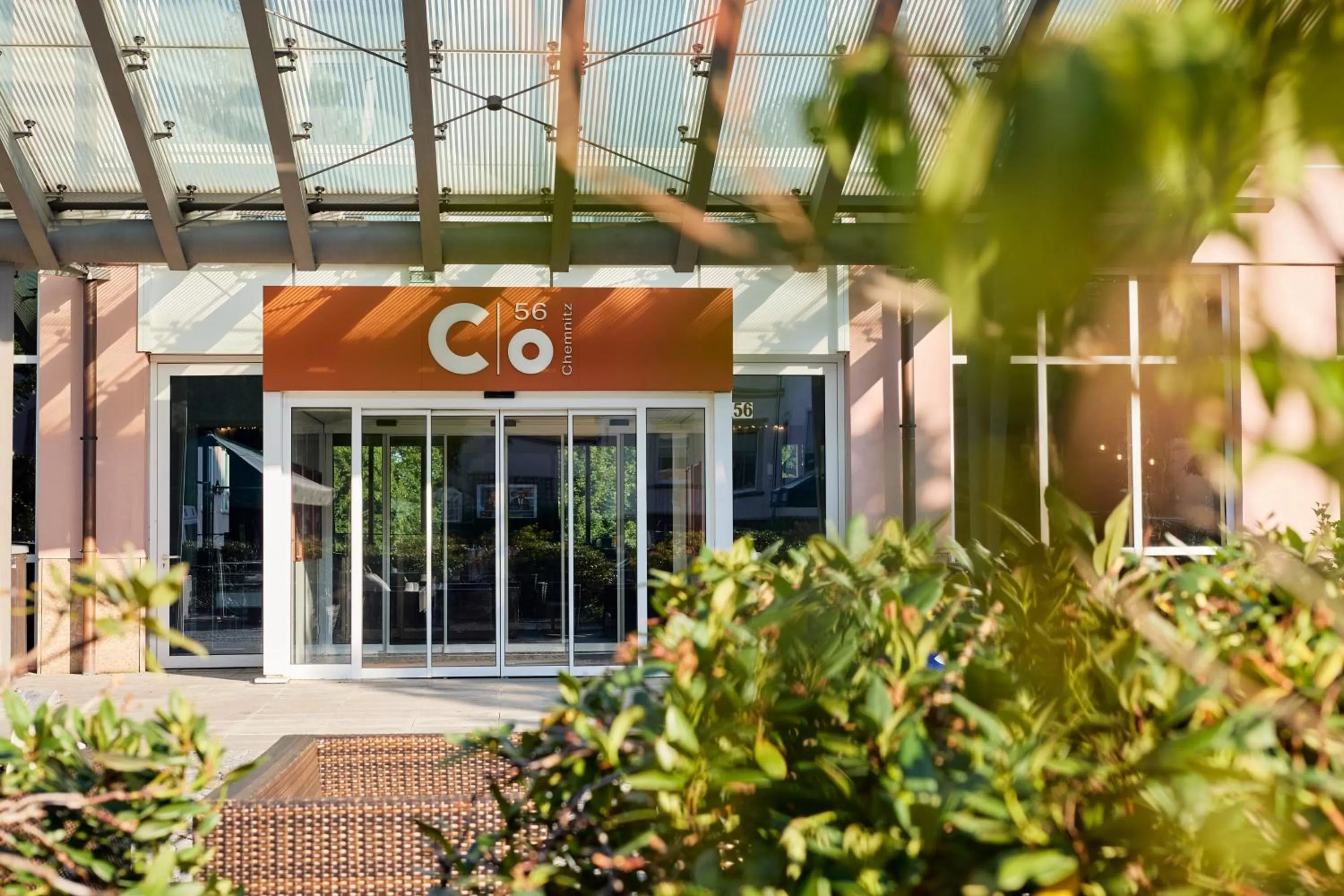 Facade/entrance in co56 Hotel Chemnitz