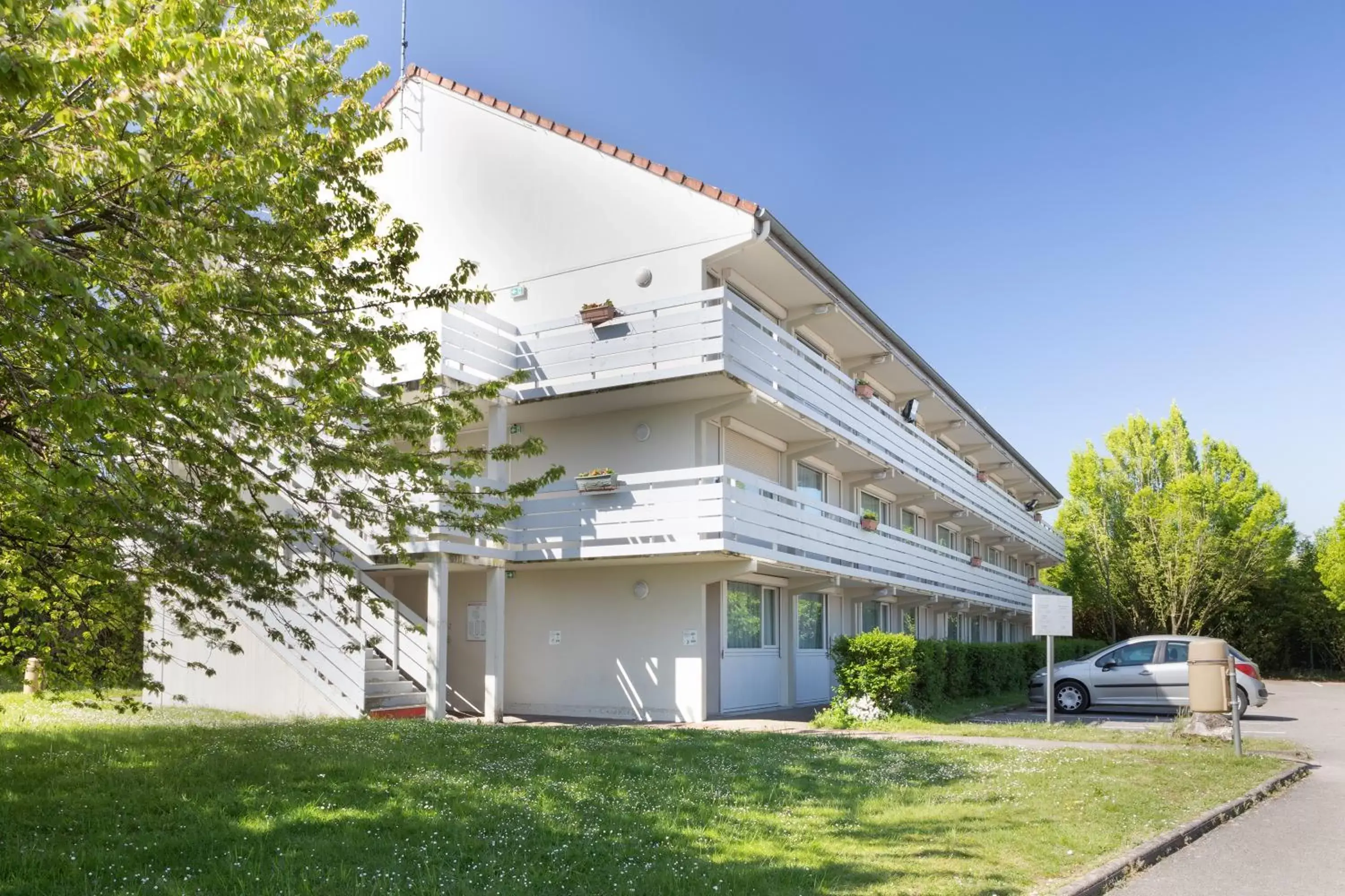 Property Building in Campanile Dole