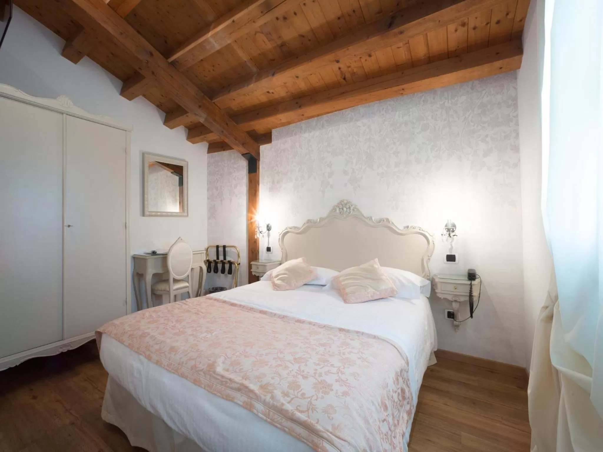 Bed in Villa Gasparini