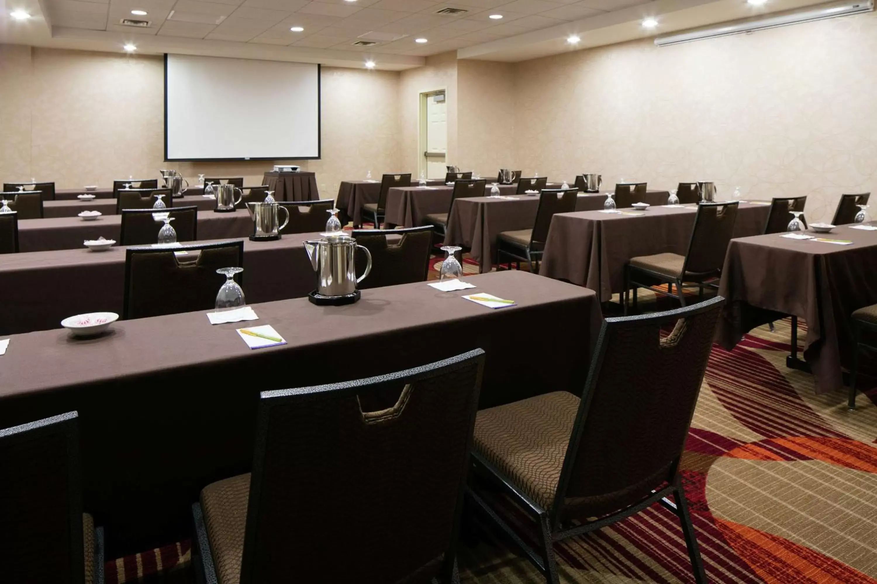 Meeting/conference room in Hilton Garden Inn Omaha West