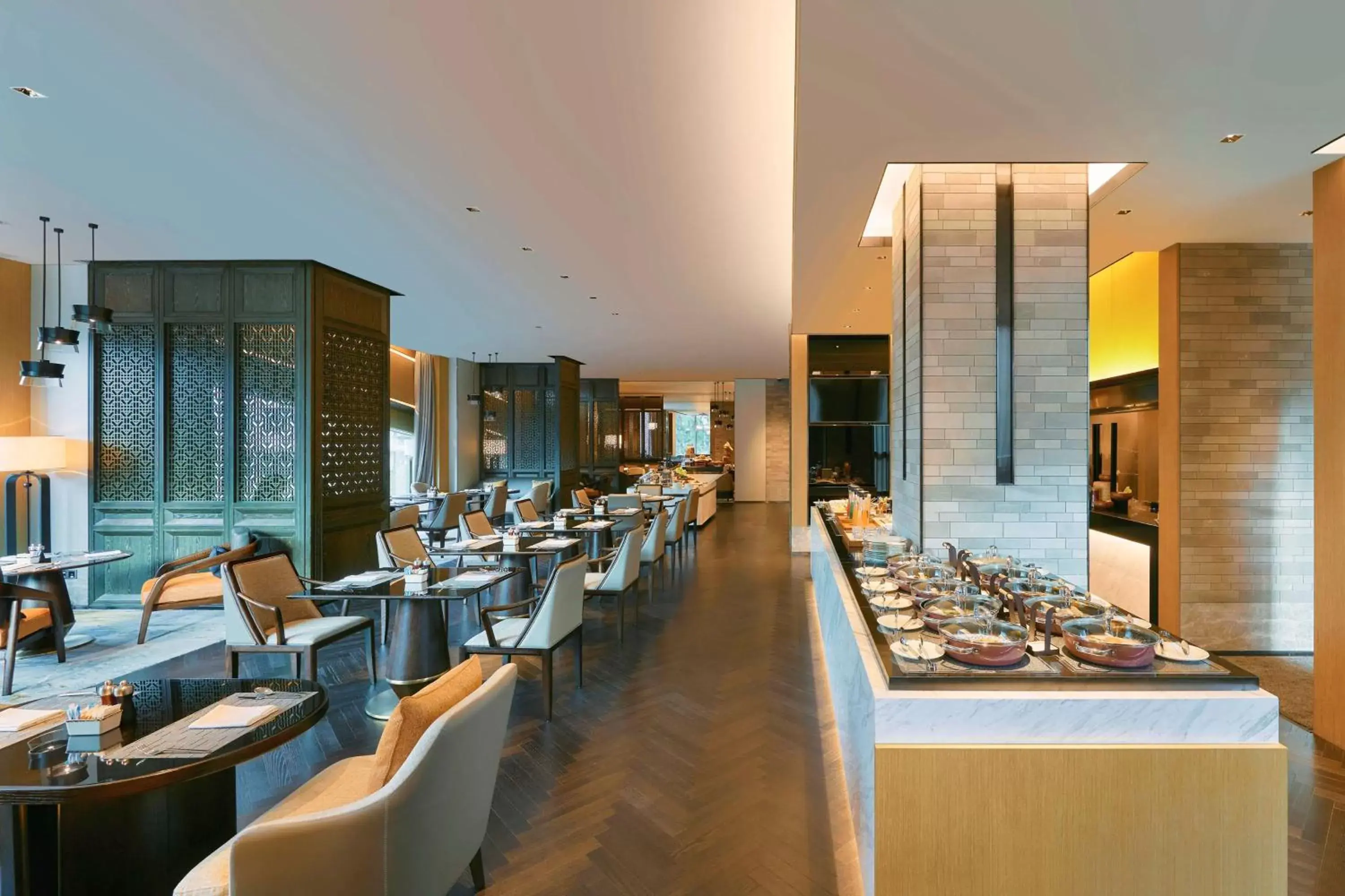 Breakfast, Restaurant/Places to Eat in Kempinski Residences Guangzhou