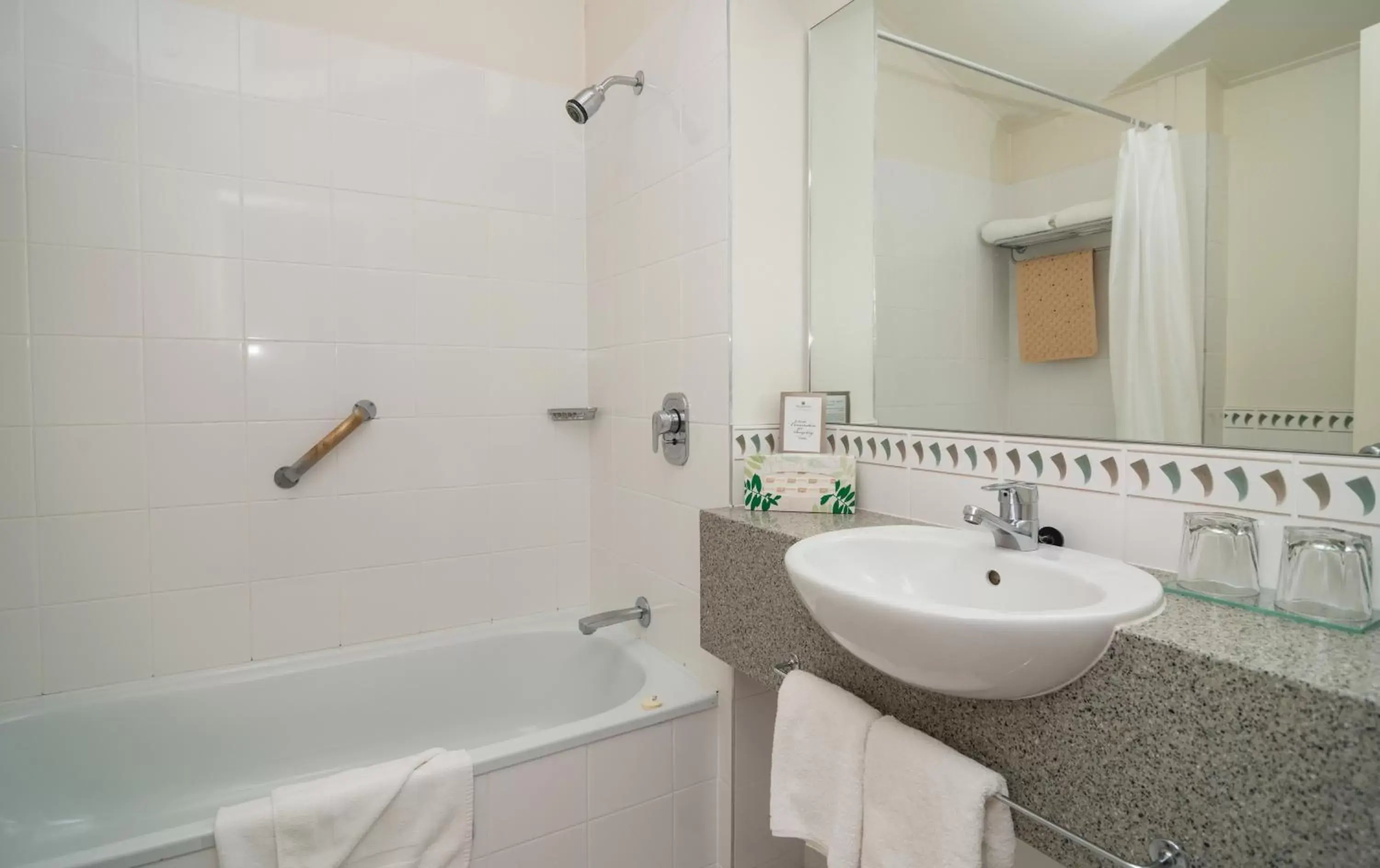 Bathroom in Copthorne Hotel & Resort Bay Of Islands