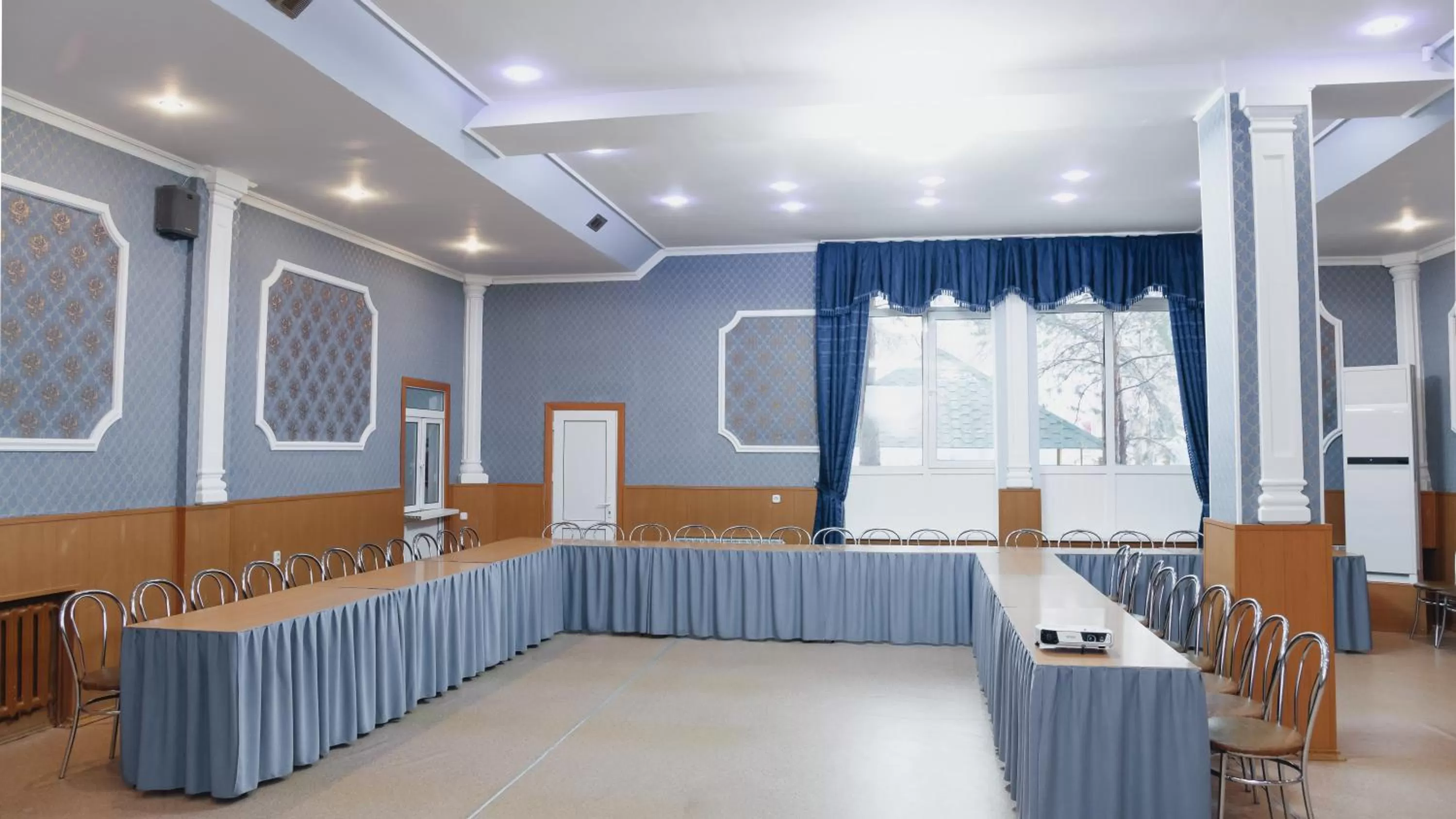 Business facilities in Aktobe Hotel
