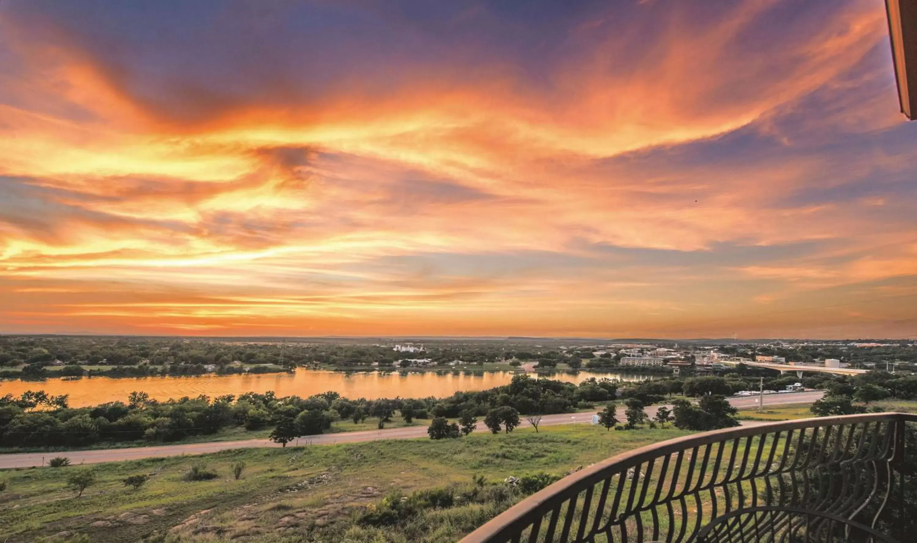 Property building in La Quinta by Wyndham Marble Falls