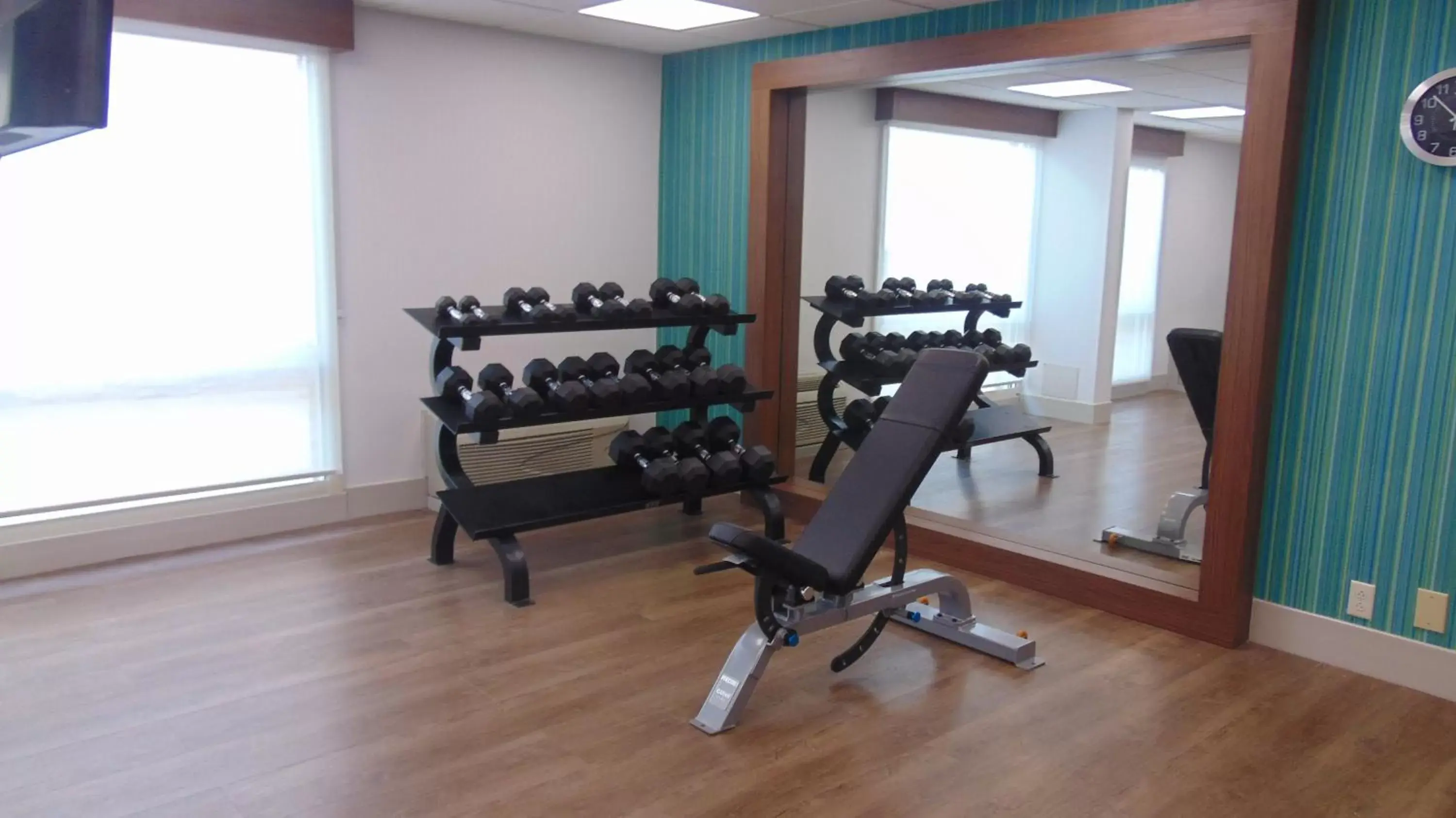 Spa and wellness centre/facilities, Fitness Center/Facilities in Holiday Inn Express & Suites Wapakoneta, an IHG Hotel