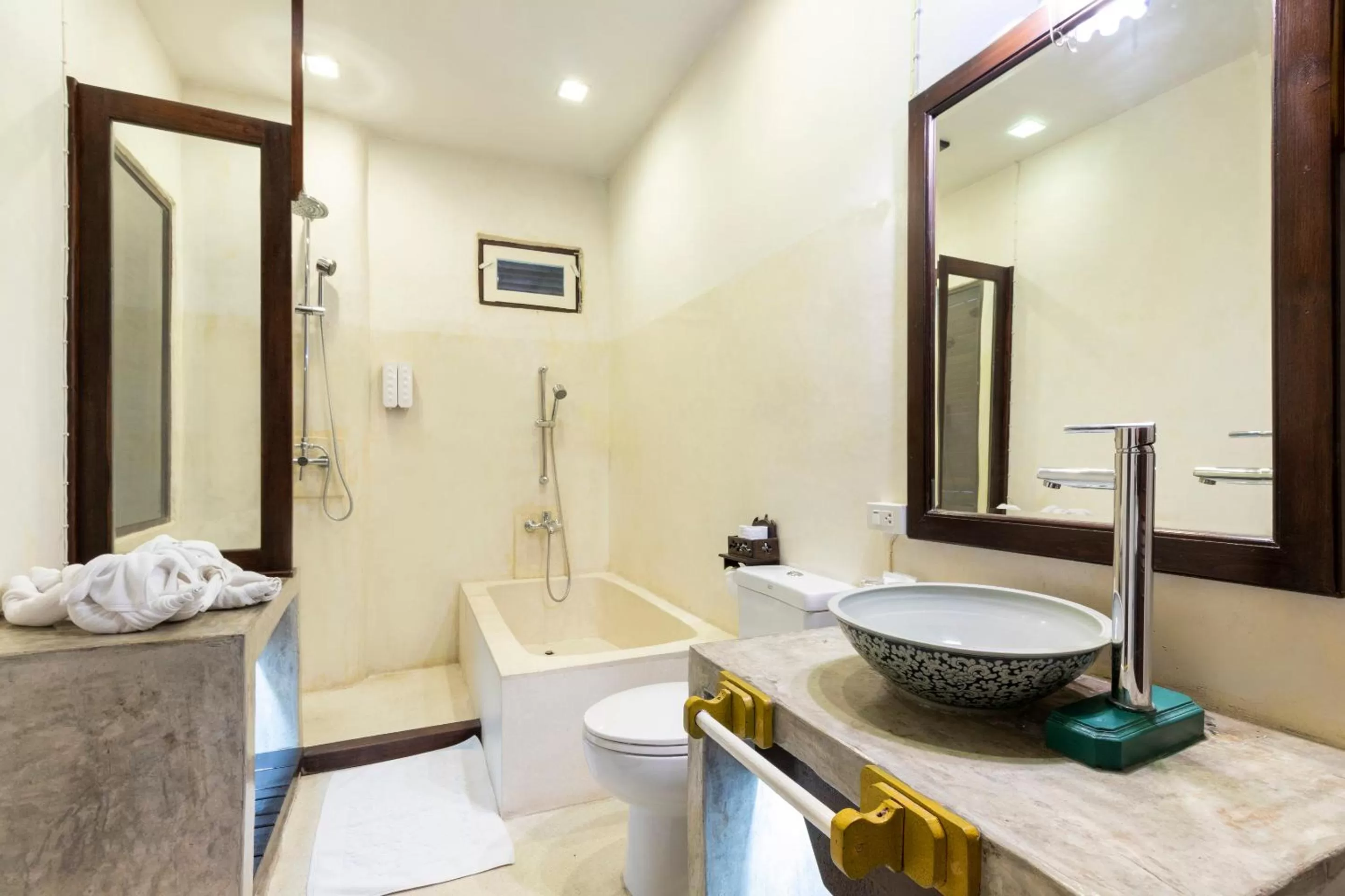 Bathroom in Cheva Gallery Boutique Hotel