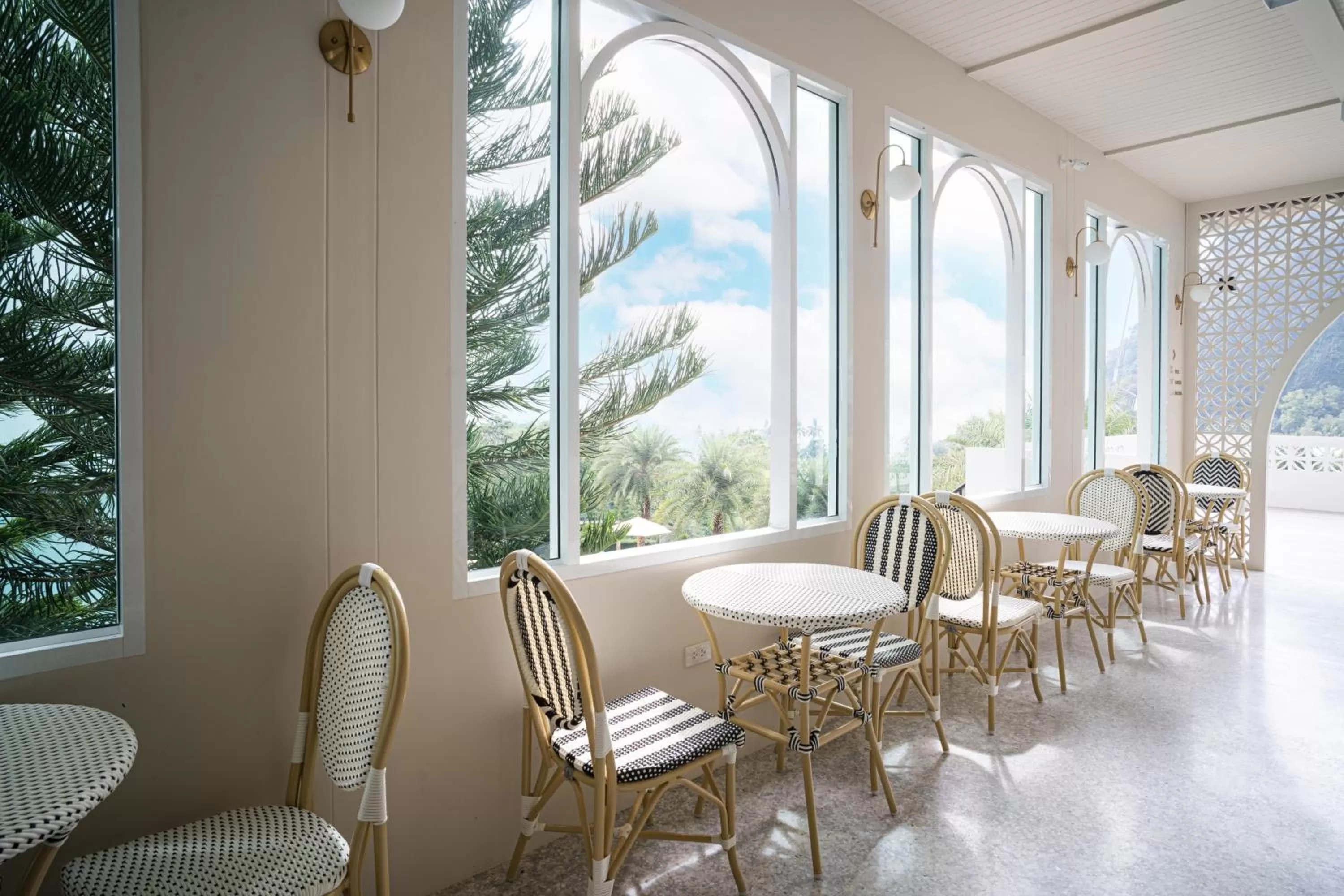 Restaurant/places to eat in Heaven View Krabi SHA