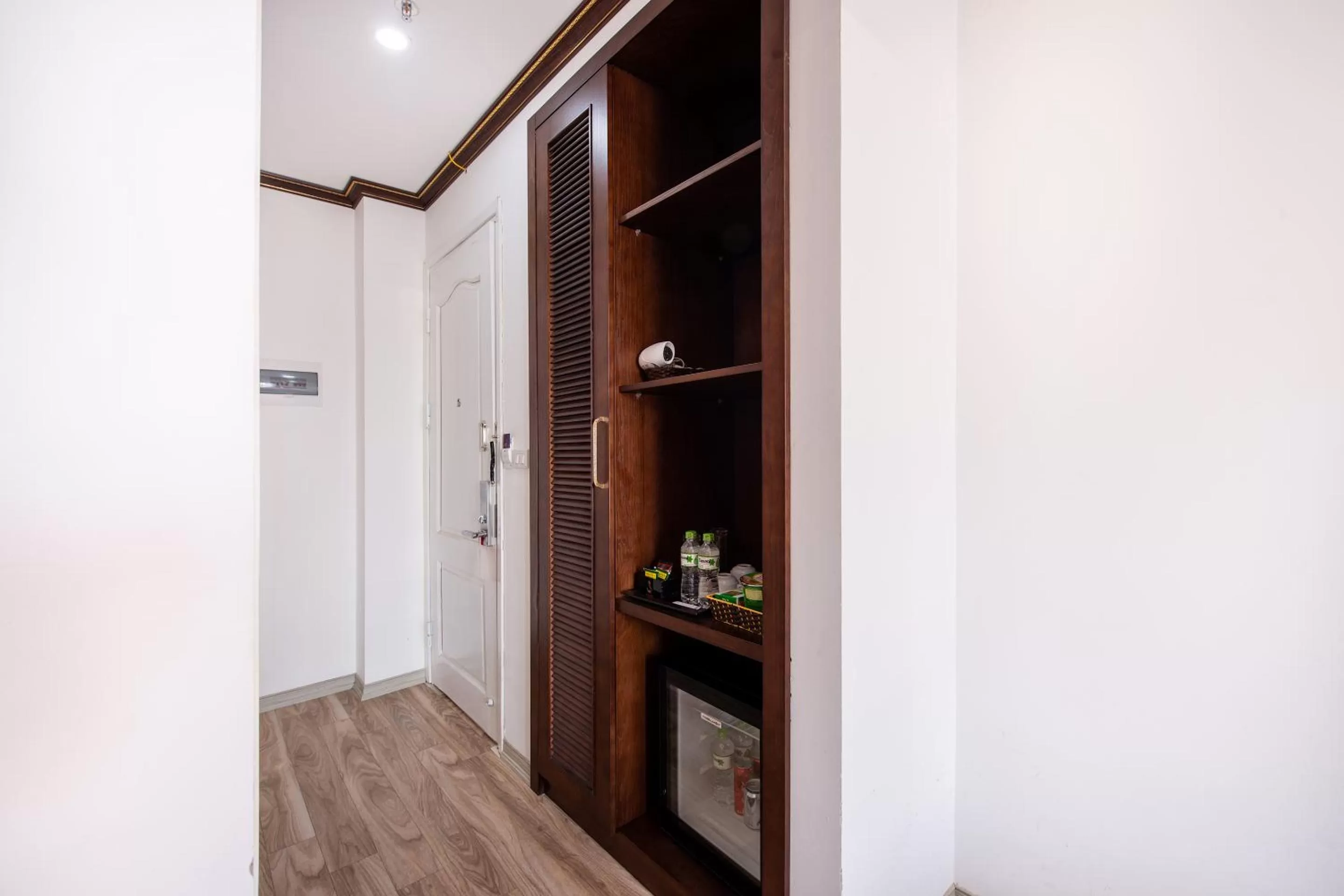 Bedroom, Bathroom in Hanoi Suji Hotel