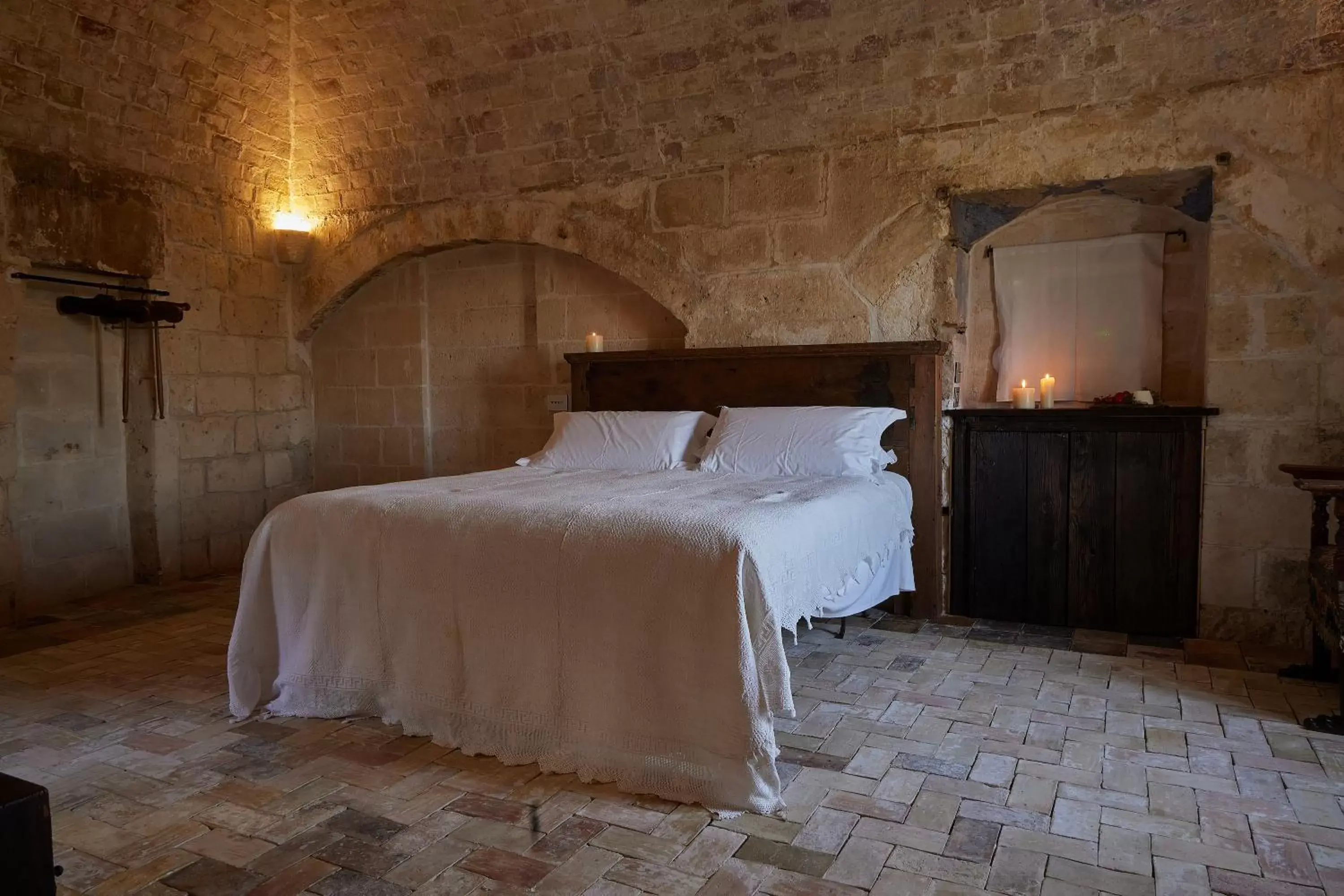 Bedroom, Bed in Sextantio Le Grotte Della Civita